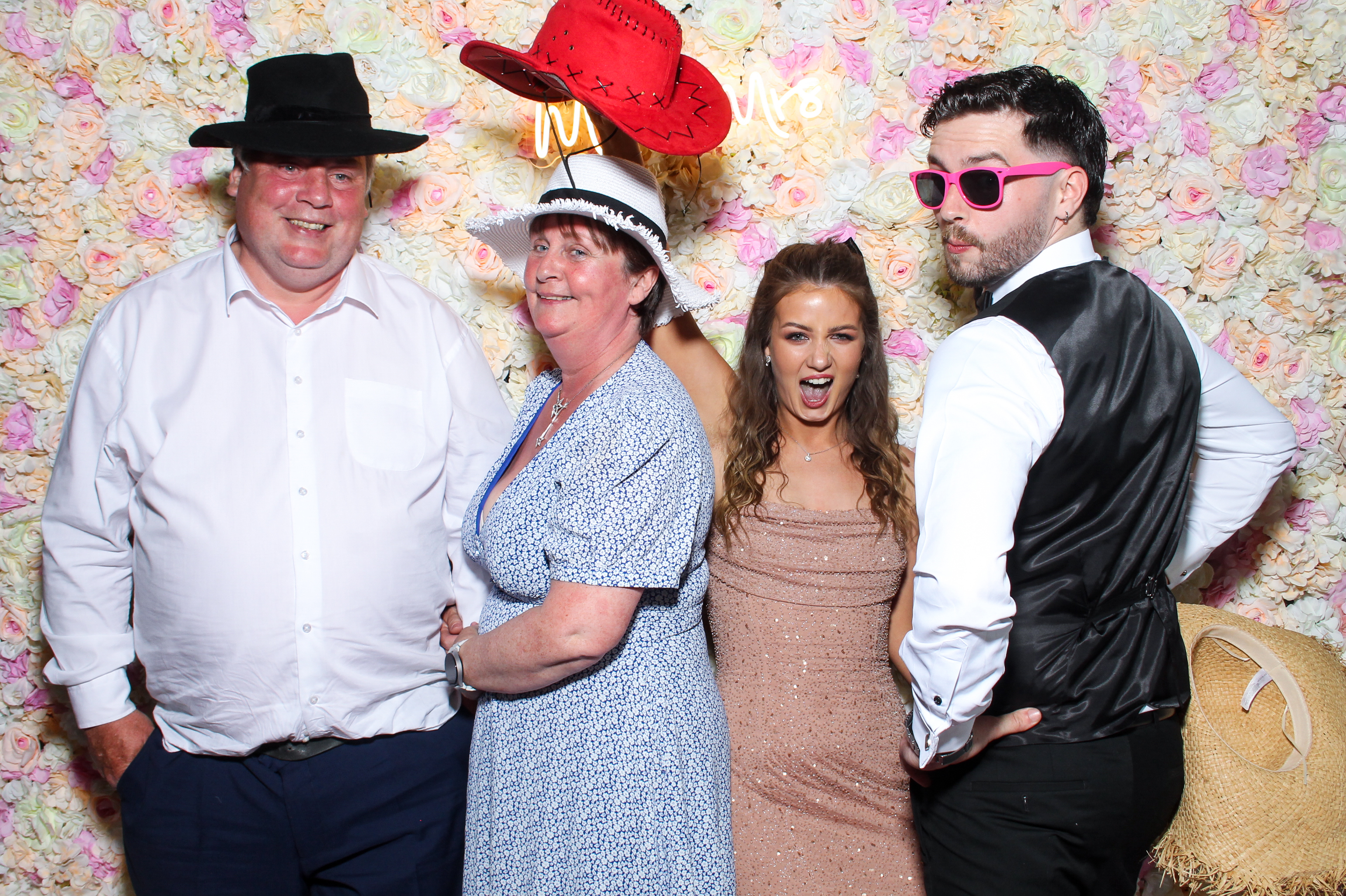 Nicole & Kieran's Wedding | View more photos from the event at gallery.snapmagic.ie/u/SnapMagic/Nicole-Kierans-Wedding