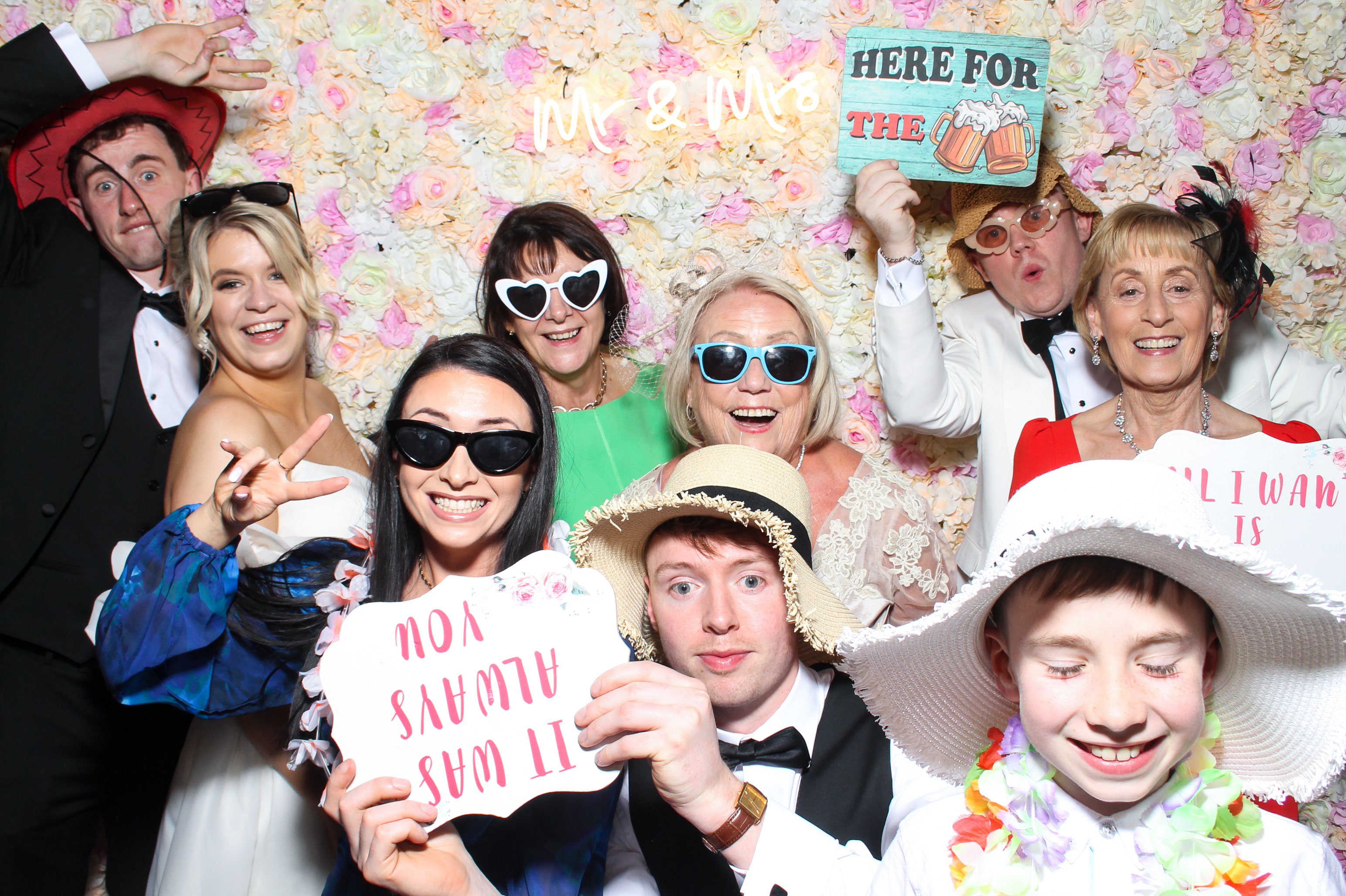 Nicole & Kieran's Wedding | View more photos from the event at gallery.snapmagic.ie/u/SnapMagic/Nicole-Kierans-Wedding