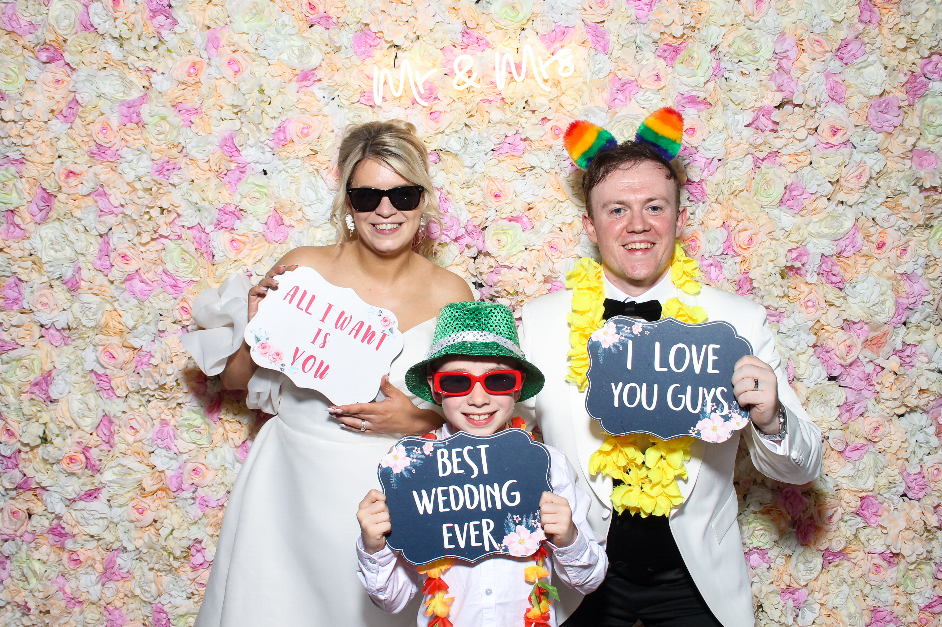 Nicole & Kieran's Wedding | View more photos from the event at gallery.snapmagic.ie/u/SnapMagic/Nicole-Kierans-Wedding