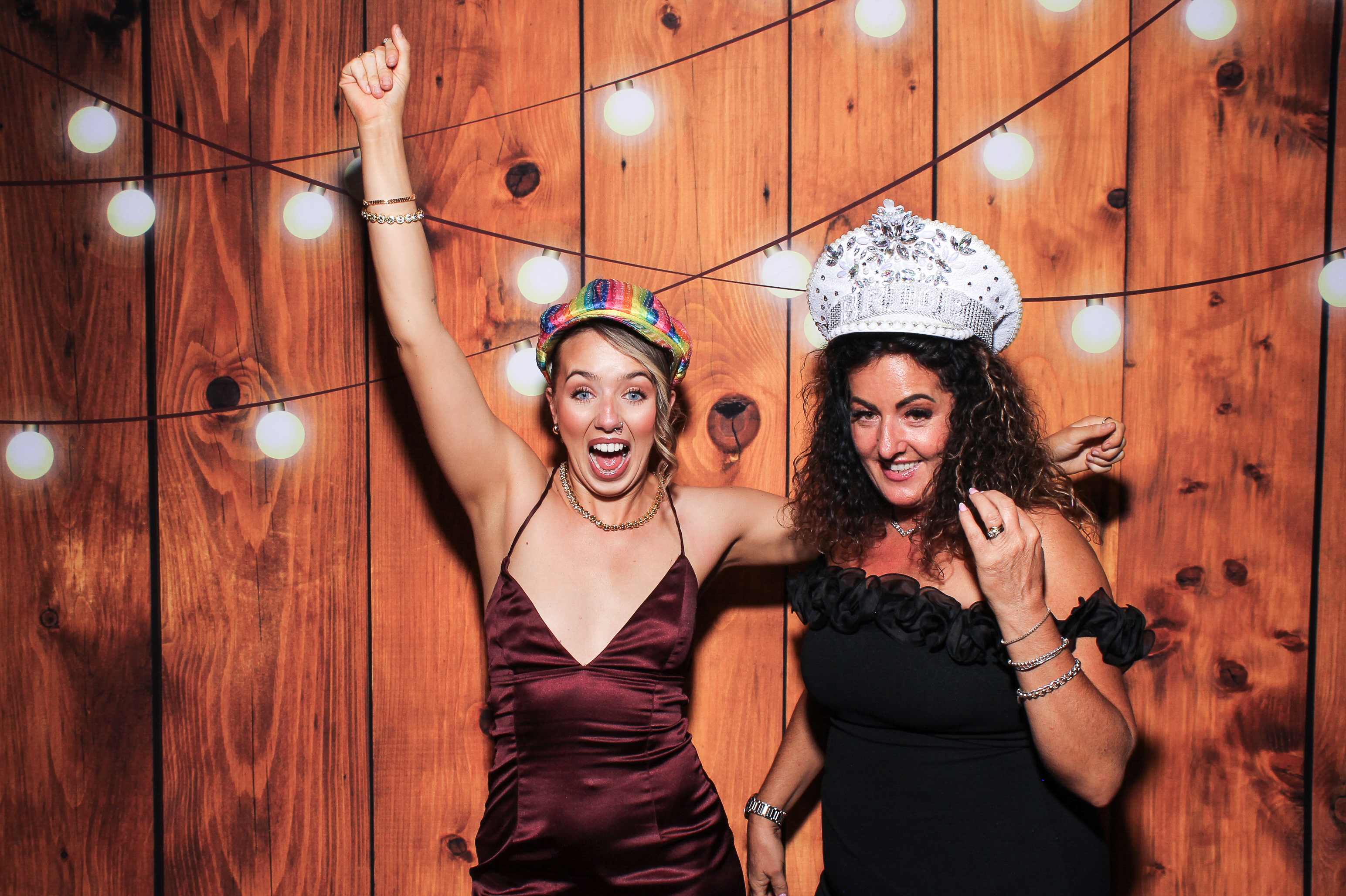 Pauline & Evan | View more photos from the event at gallery.snapmagic.ie/u/SnapMagic/Pauline-Evan