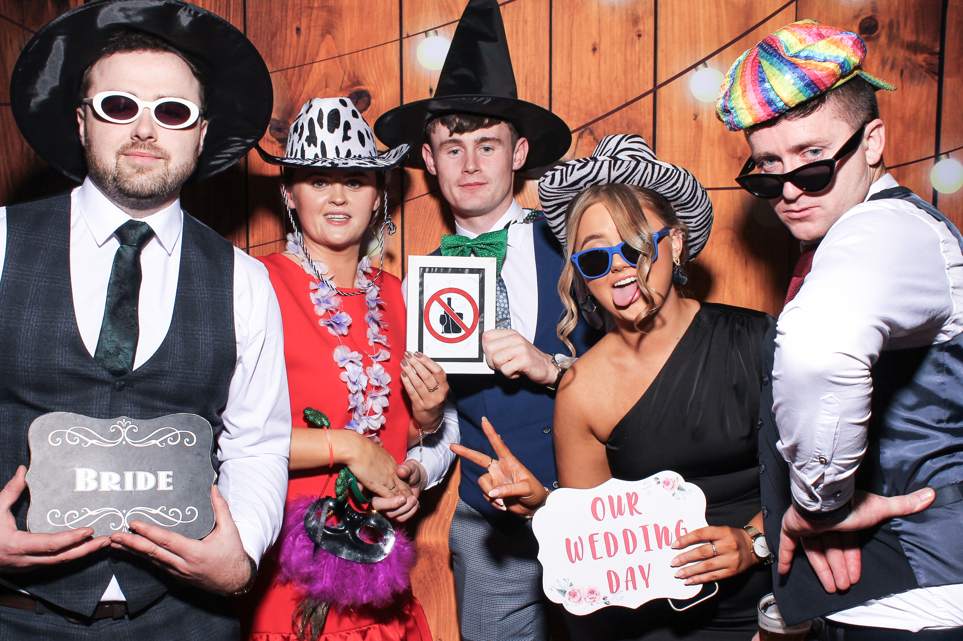 Pauline & Evan | View more photos from the event at gallery.snapmagic.ie/u/SnapMagic/Pauline-Evan