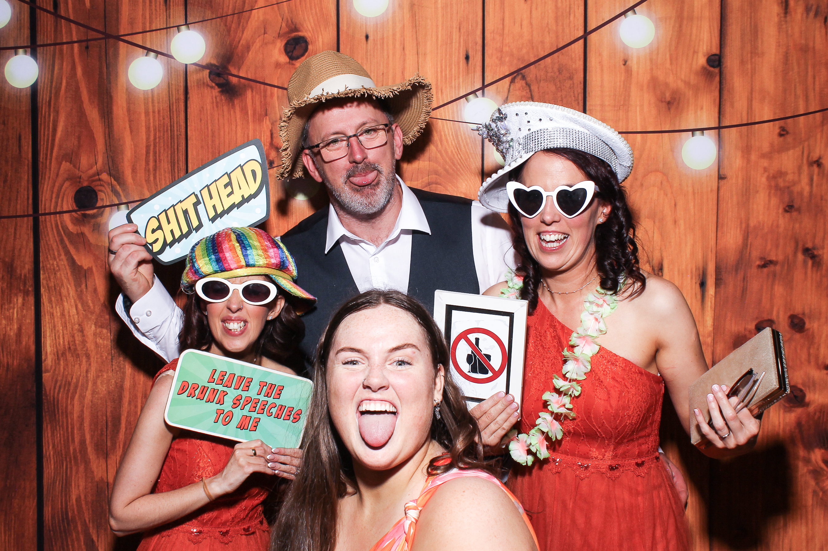 Pauline & Evan | View more photos from the event at gallery.snapmagic.ie/u/SnapMagic/Pauline-Evan