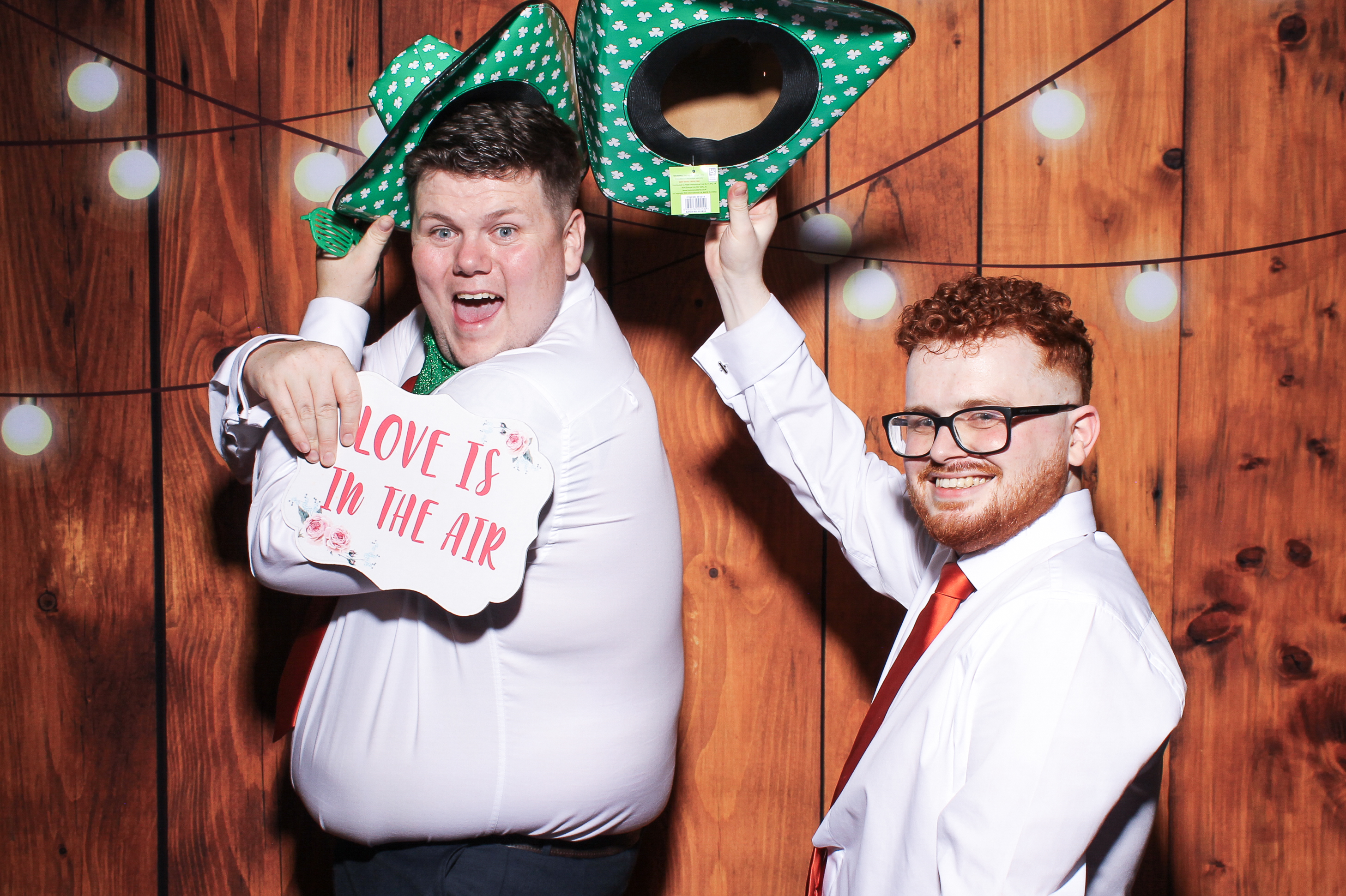 Pauline & Evan | View more photos from the event at gallery.snapmagic.ie/u/SnapMagic/Pauline-Evan