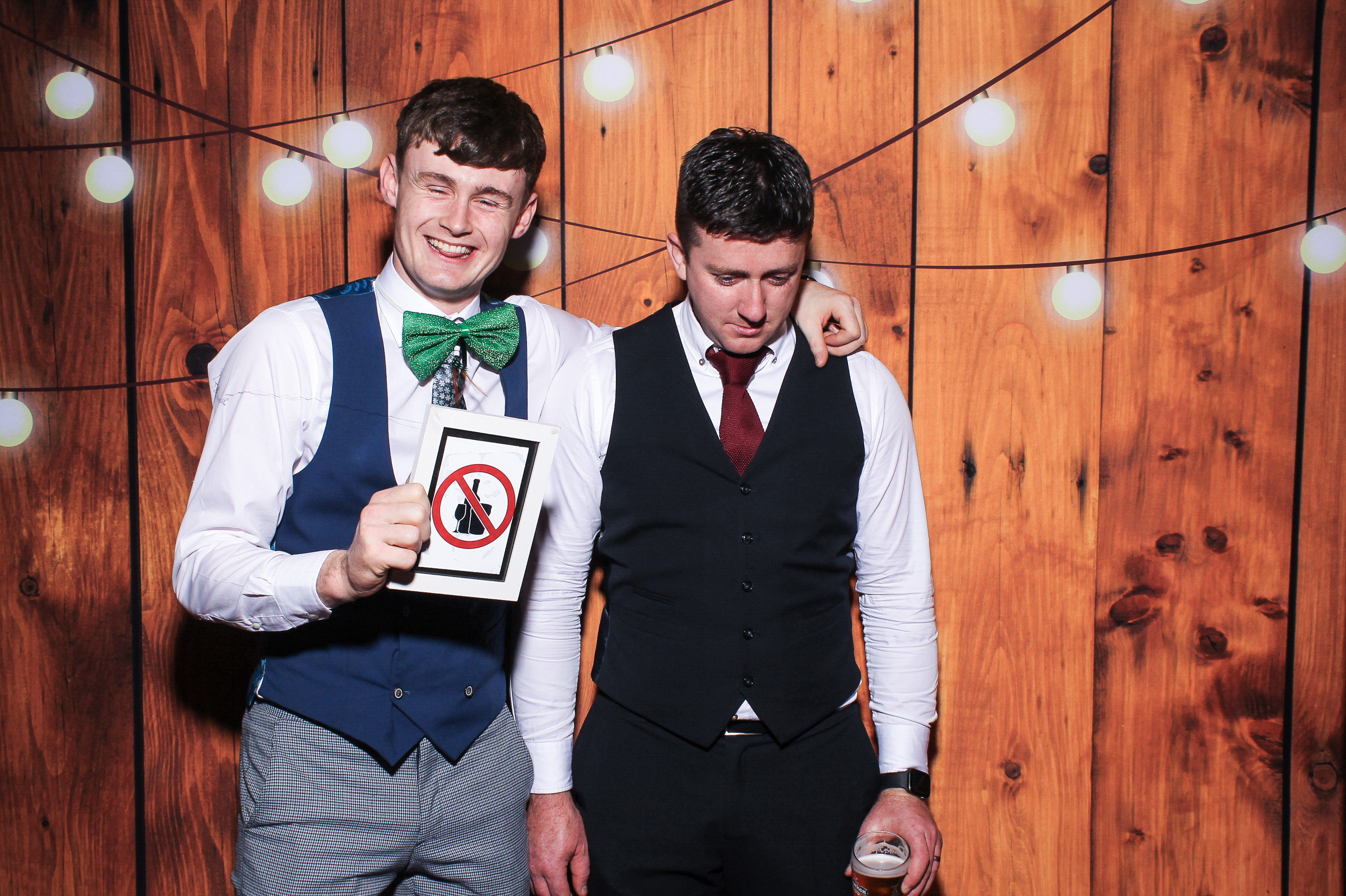 Pauline & Evan | View more photos from the event at gallery.snapmagic.ie/u/SnapMagic/Pauline-Evan