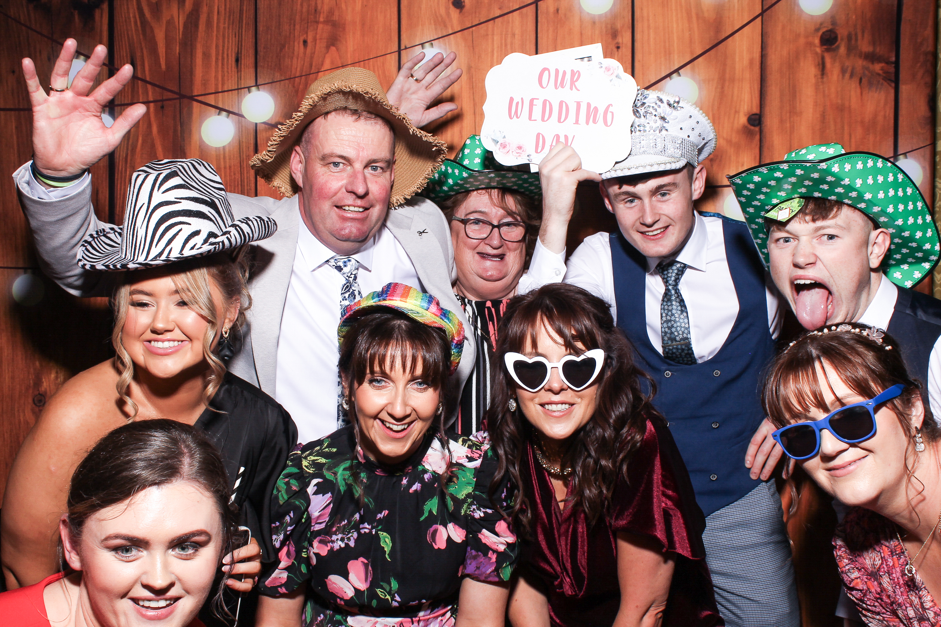 Pauline & Evan | View more photos from the event at gallery.snapmagic.ie/u/SnapMagic/Pauline-Evan