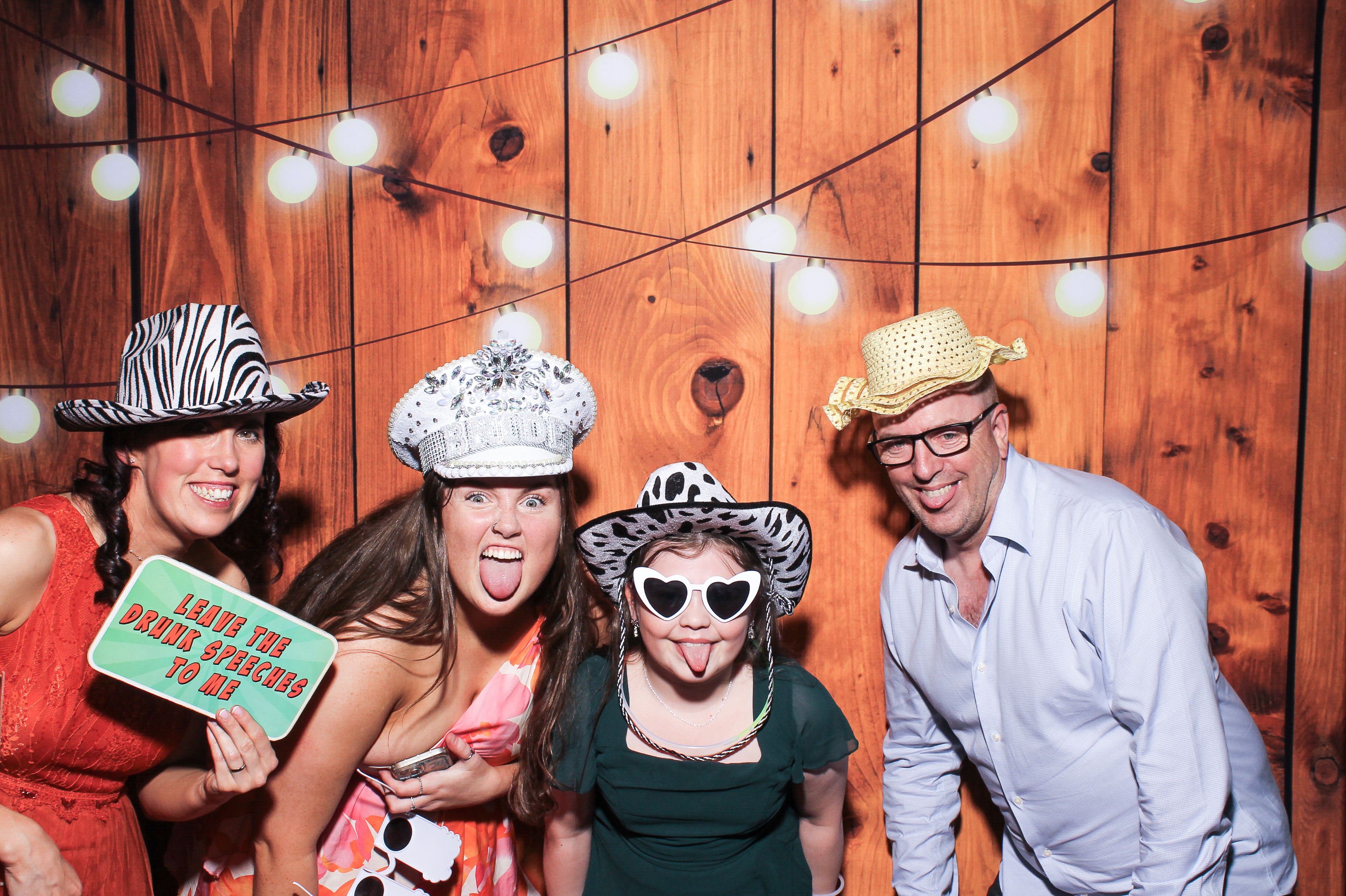 Pauline & Evan | View more photos from the event at gallery.snapmagic.ie/u/SnapMagic/Pauline-Evan