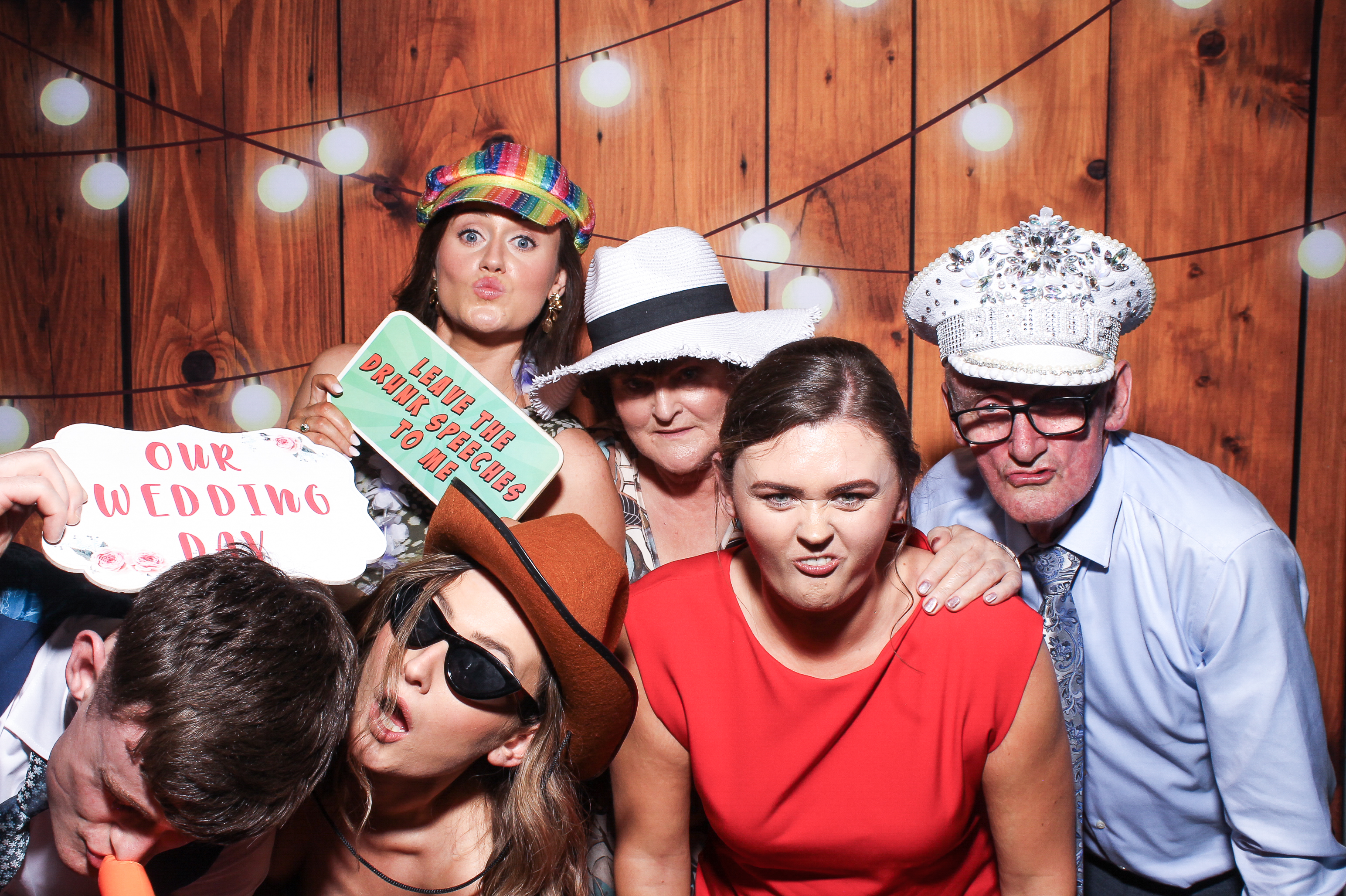 Pauline & Evan | View more photos from the event at gallery.snapmagic.ie/u/SnapMagic/Pauline-Evan