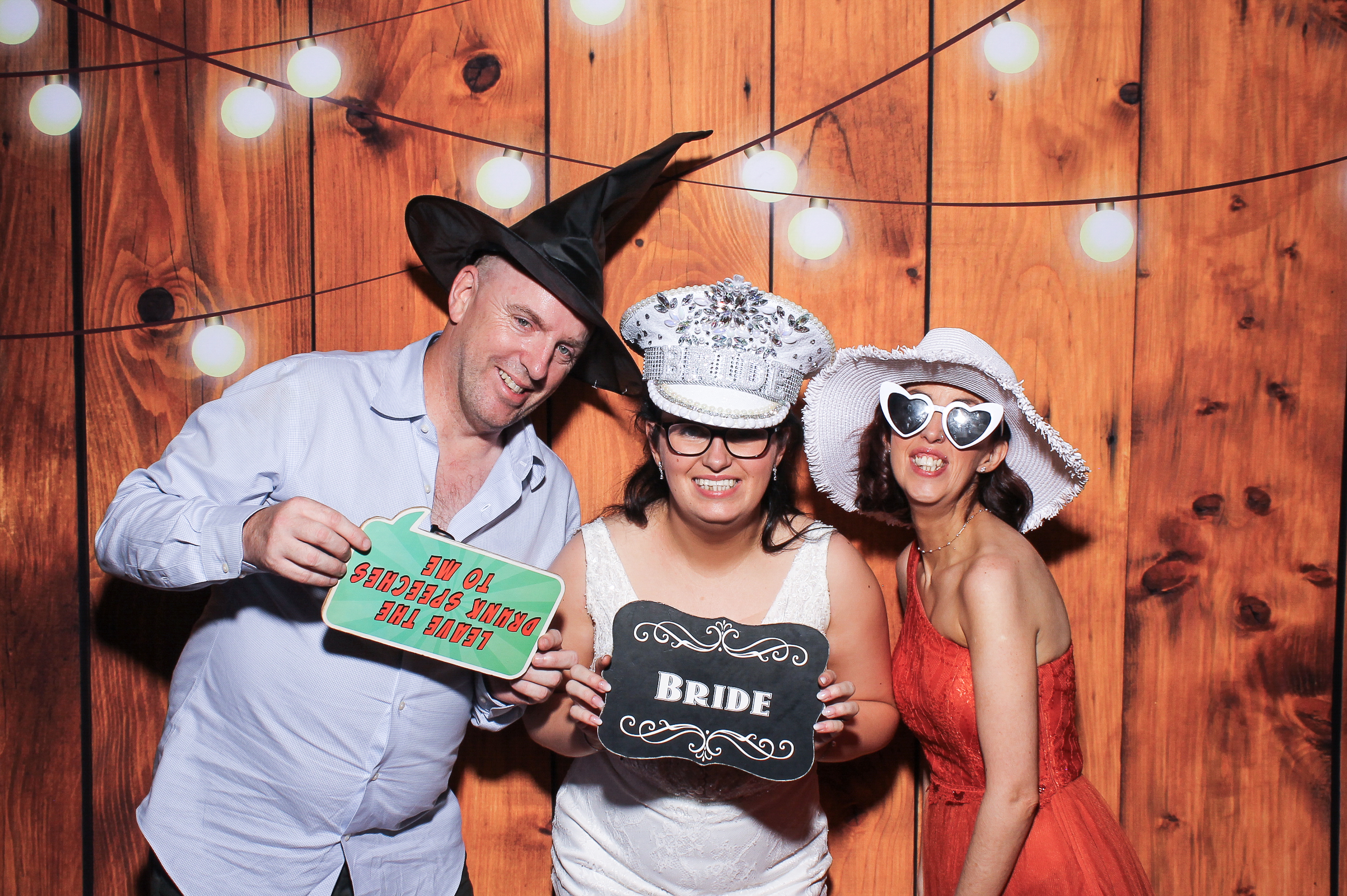 Pauline & Evan | View more photos from the event at gallery.snapmagic.ie/u/SnapMagic/Pauline-Evan