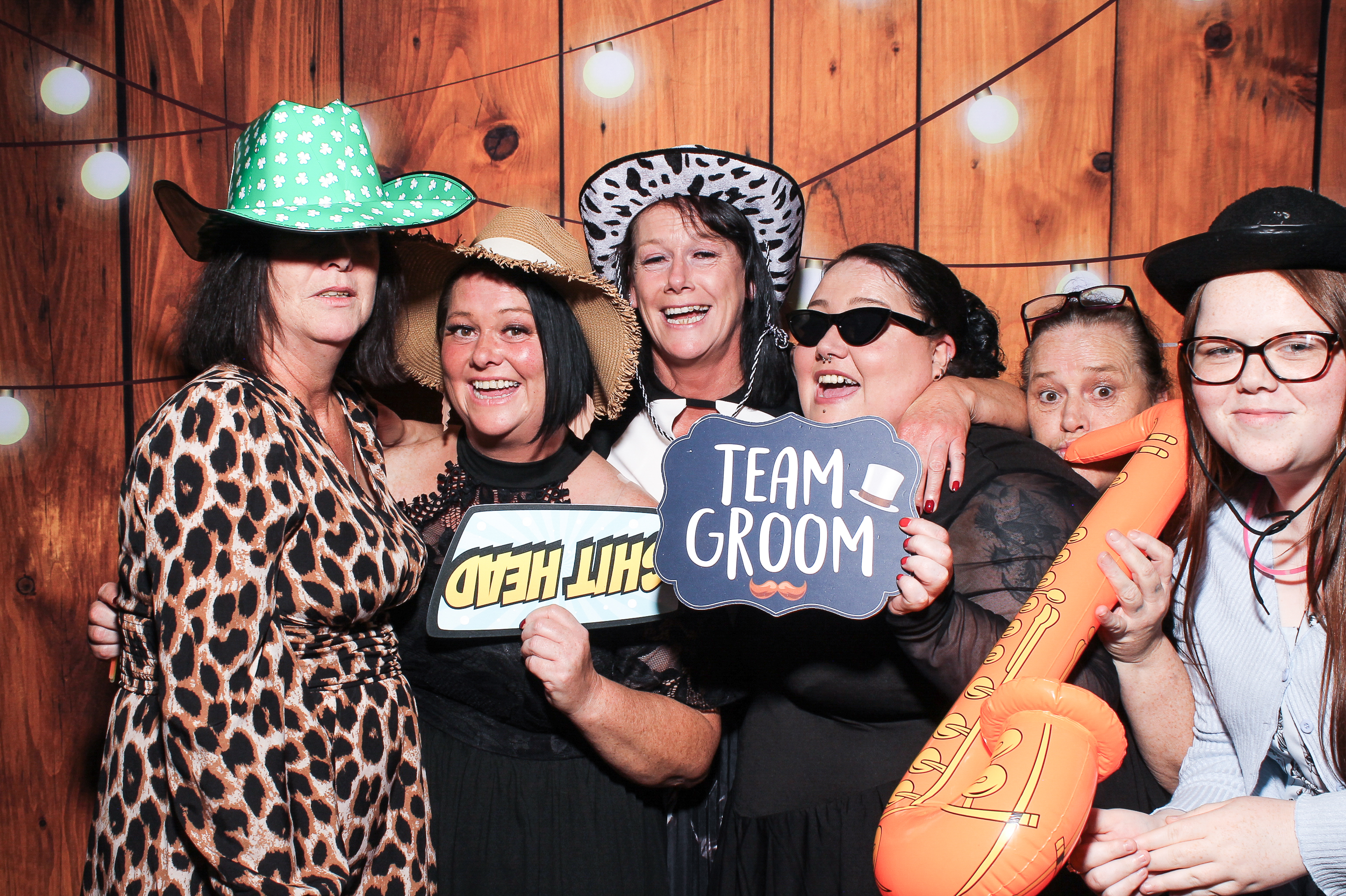 Pauline & Evan | View more photos from the event at gallery.snapmagic.ie/u/SnapMagic/Pauline-Evan