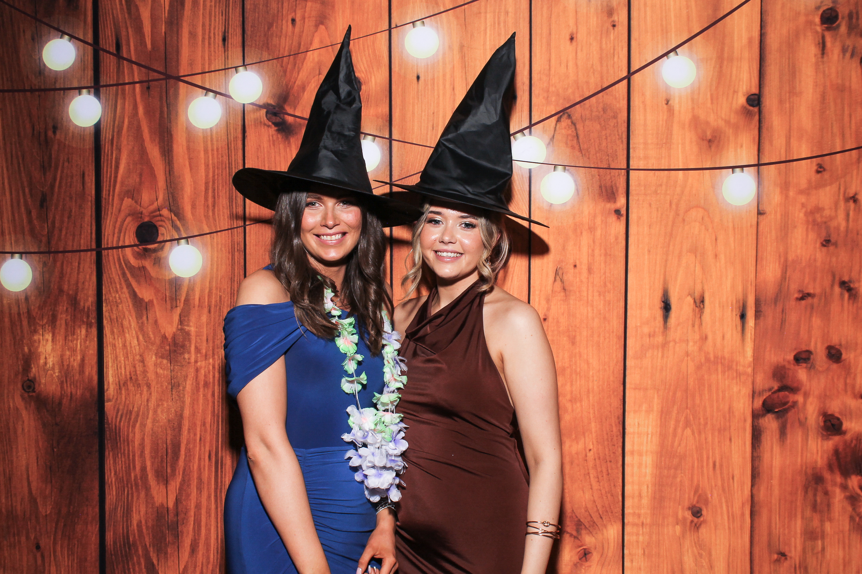 Pauline & Evan | View more photos from the event at gallery.snapmagic.ie/u/SnapMagic/Pauline-Evan