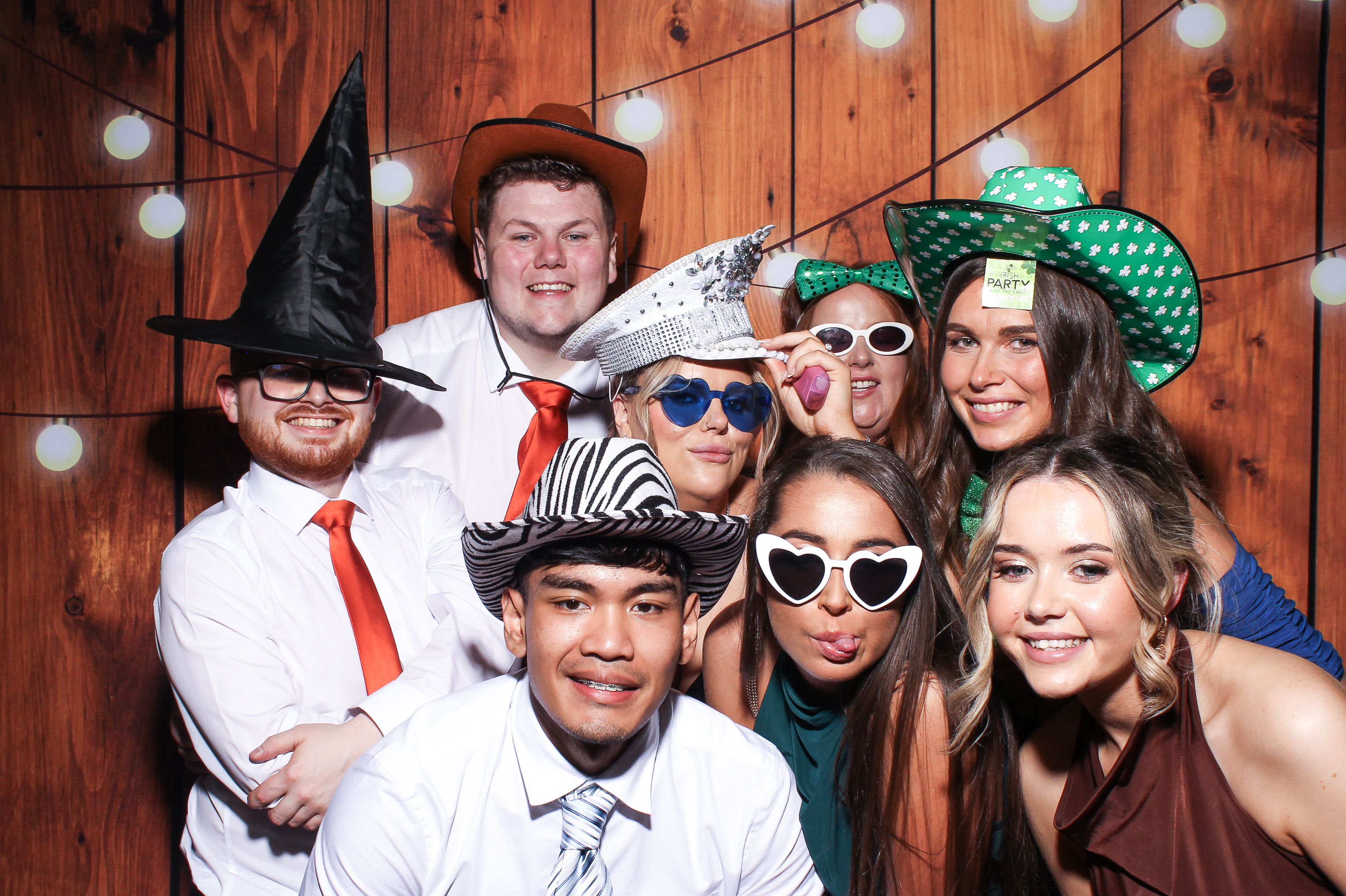 Pauline & Evan | View more photos from the event at gallery.snapmagic.ie/u/SnapMagic/Pauline-Evan