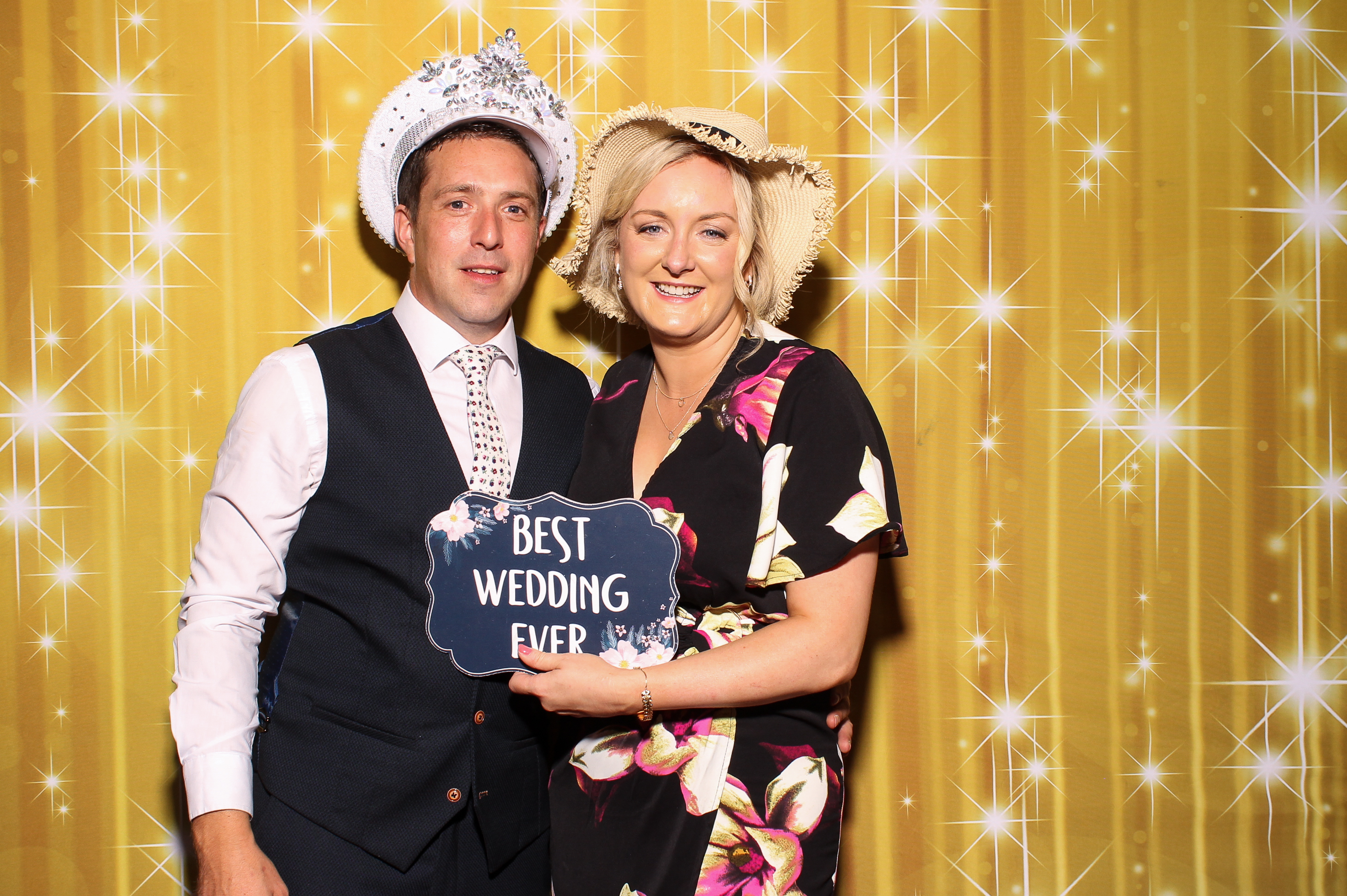 Rachel & Mick | View more photos from the event at gallery.snapmagic.ie/u/SnapMagic/Rachel-Mick