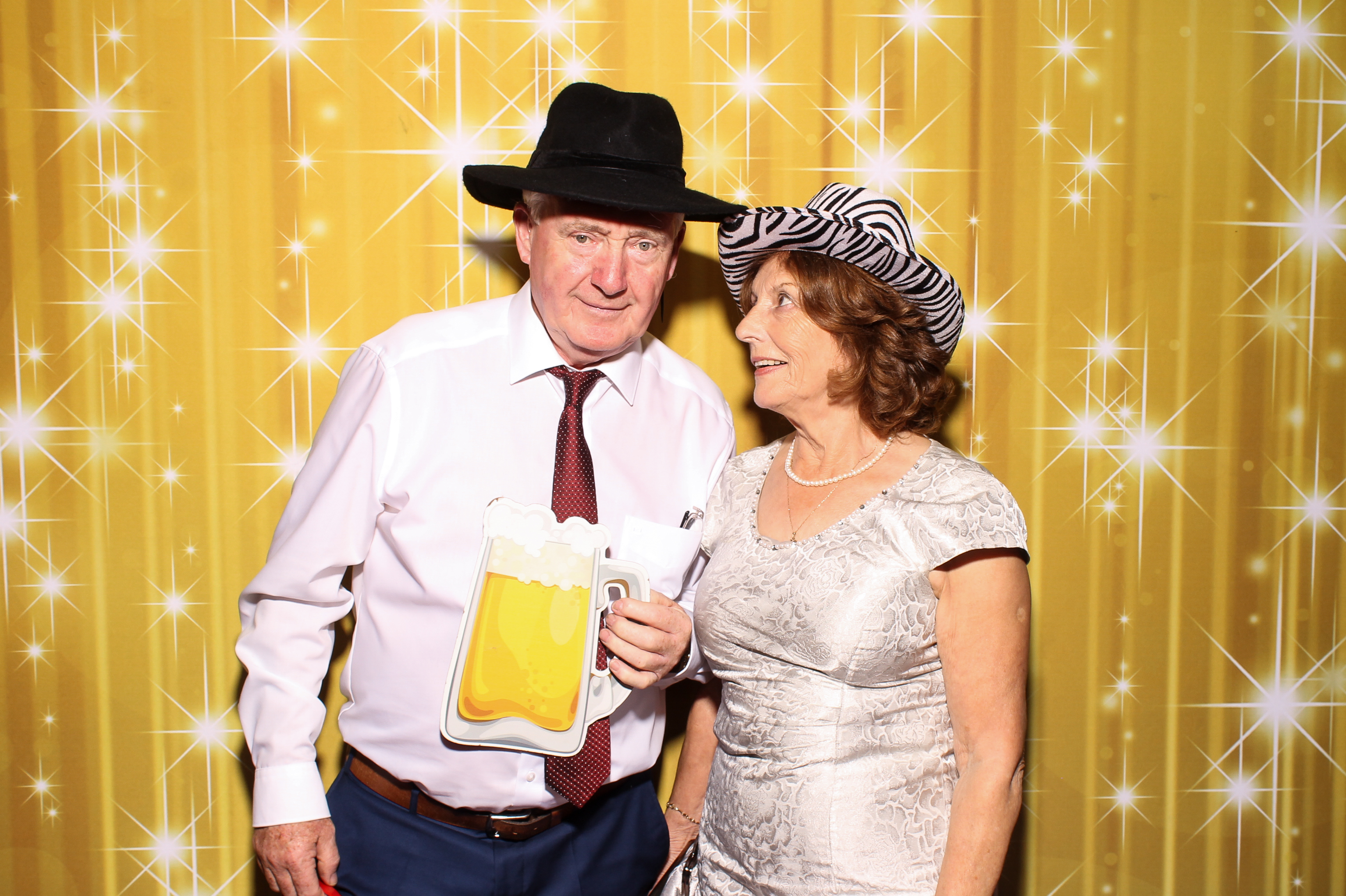 Rachel & Mick | View more photos from the event at gallery.snapmagic.ie/u/SnapMagic/Rachel-Mick