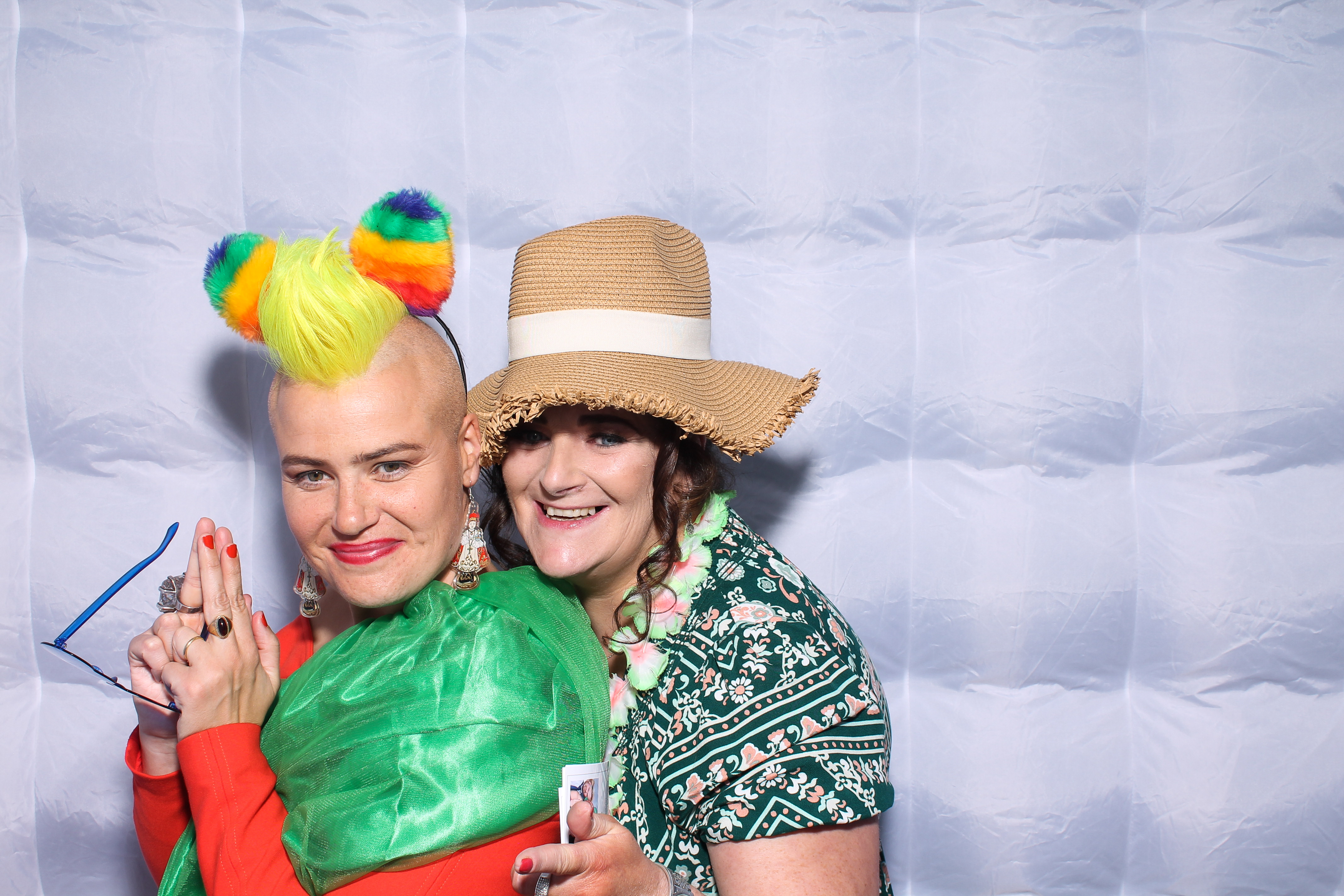 Sandra & Paul | View more photos from the event at gallery.snapmagic.ie/u/SnapMagic/Sandra-Paul