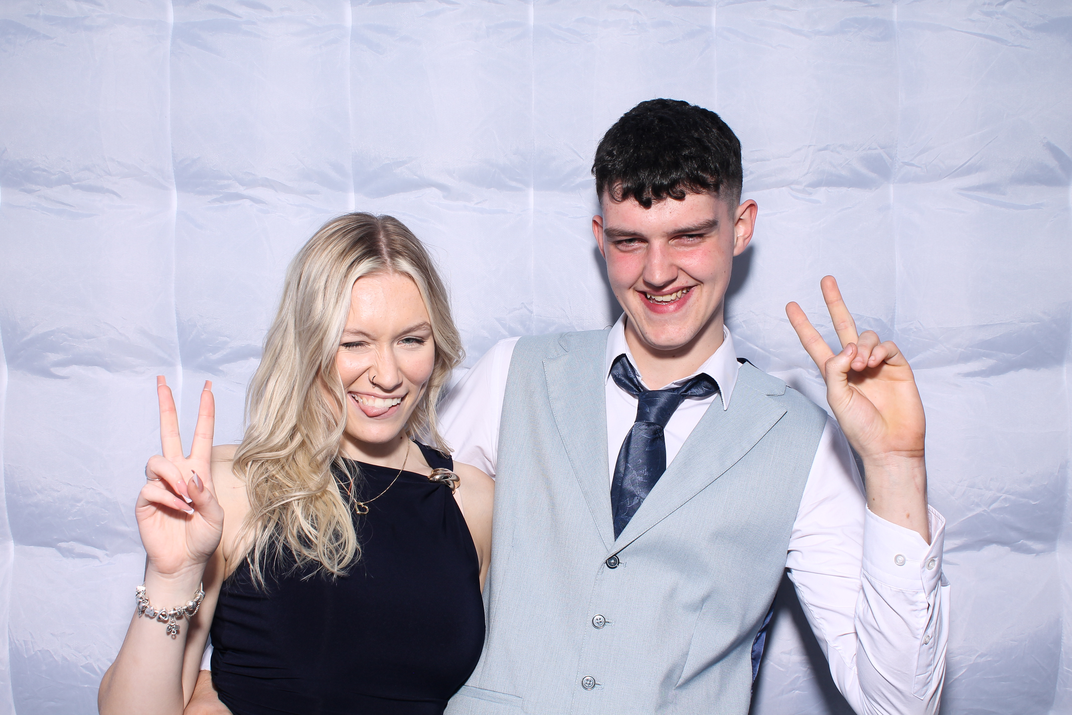 Sandra & Paul | View more photos from the event at gallery.snapmagic.ie/u/SnapMagic/Sandra-Paul