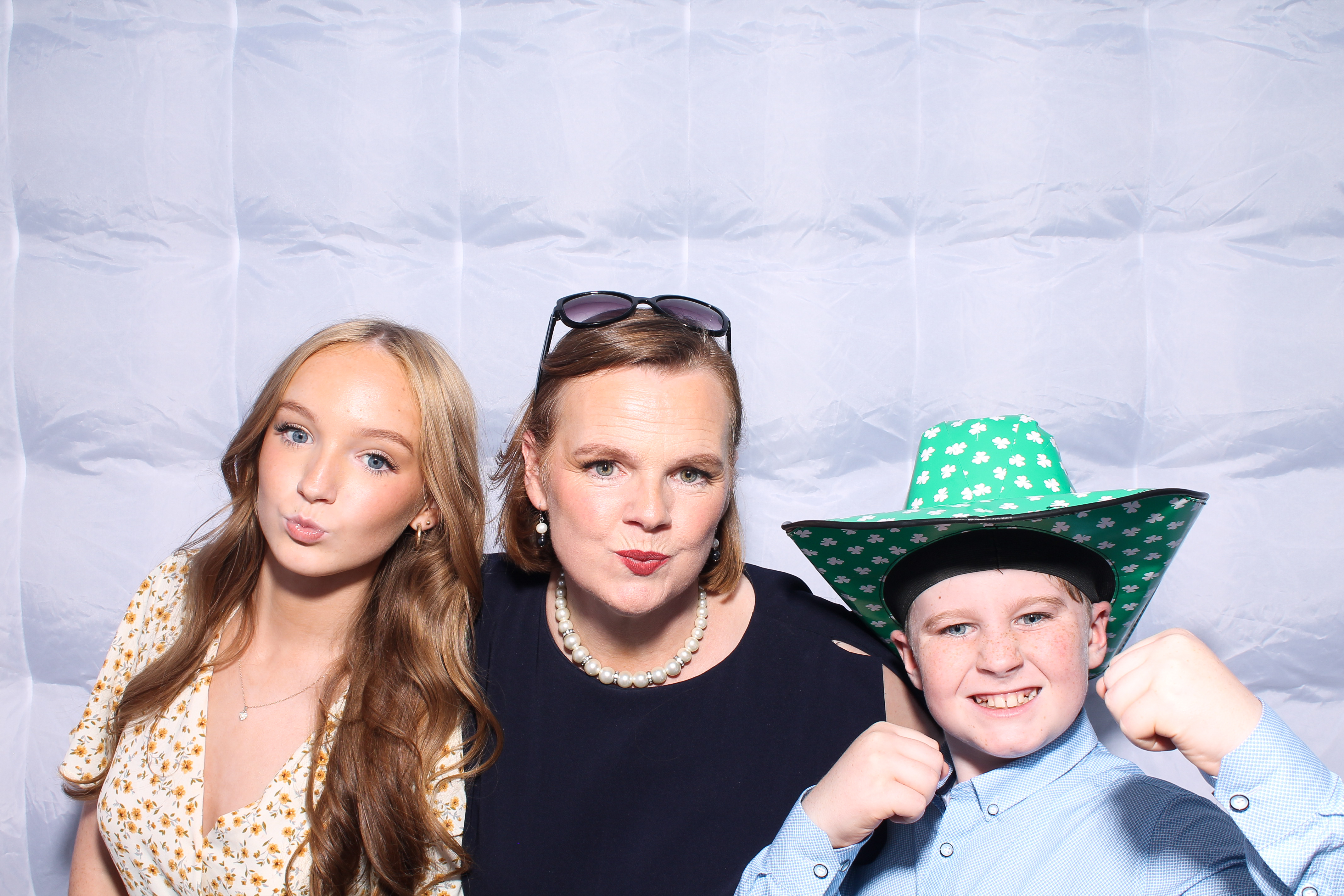 Sandra & Paul | View more photos from the event at gallery.snapmagic.ie/u/SnapMagic/Sandra-Paul