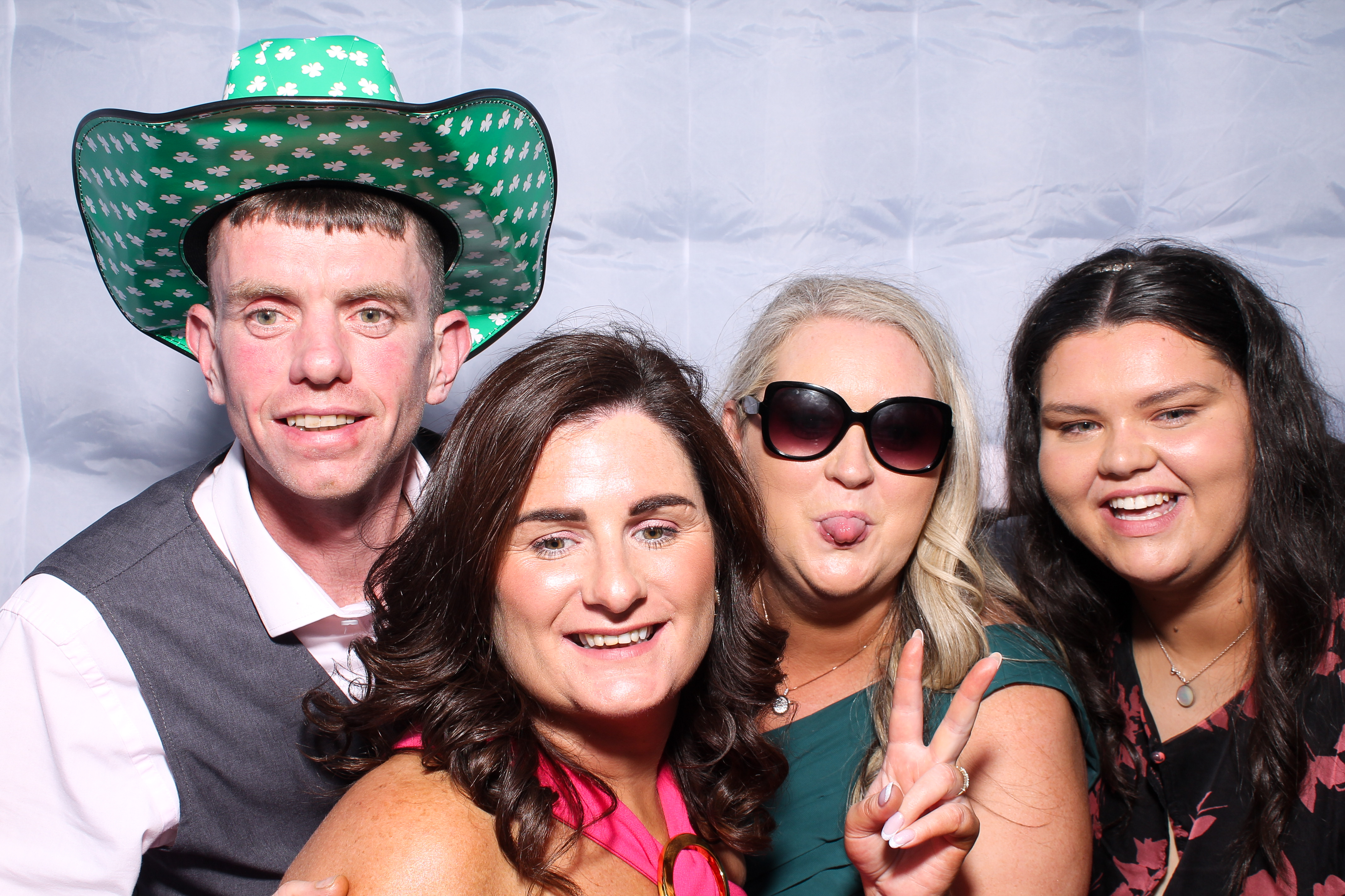 Sandra & Paul | View more photos from the event at gallery.snapmagic.ie/u/SnapMagic/Sandra-Paul