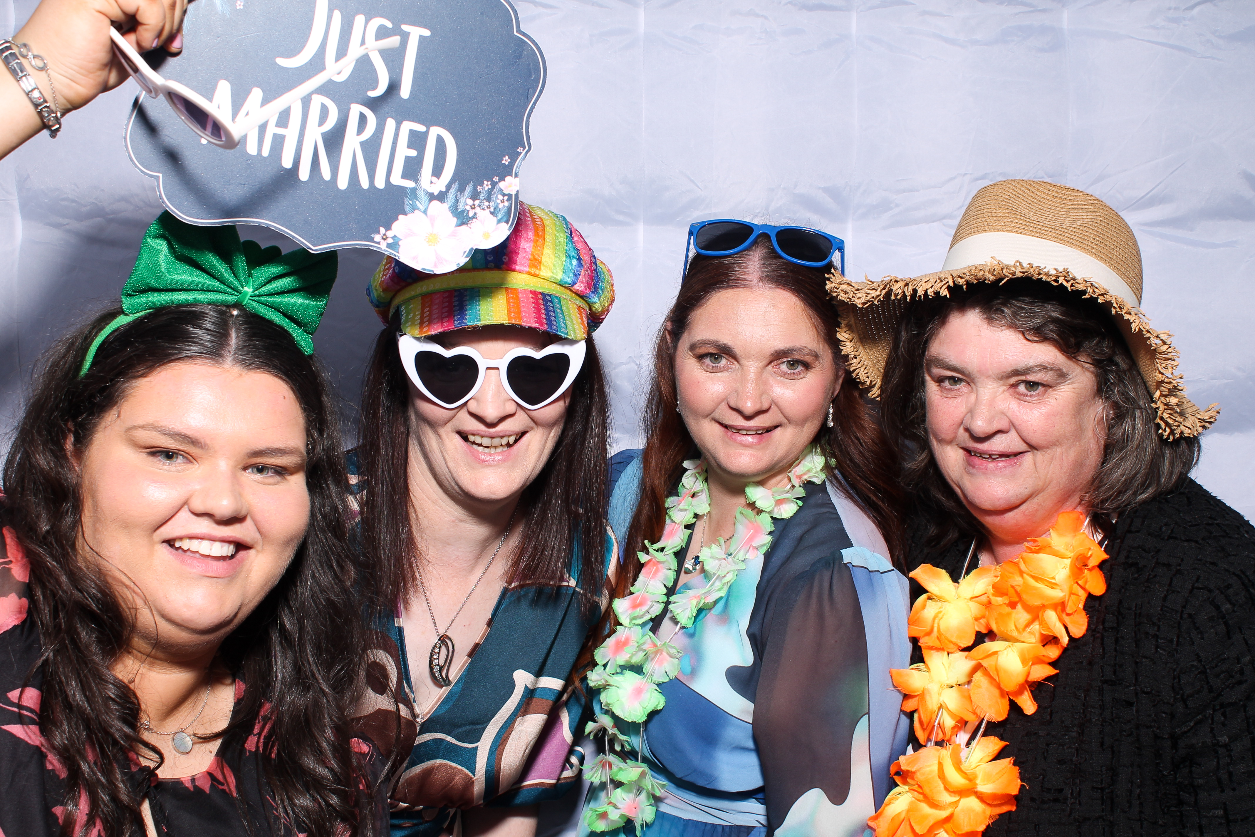 Sandra & Paul | View more photos from the event at gallery.snapmagic.ie/u/SnapMagic/Sandra-Paul