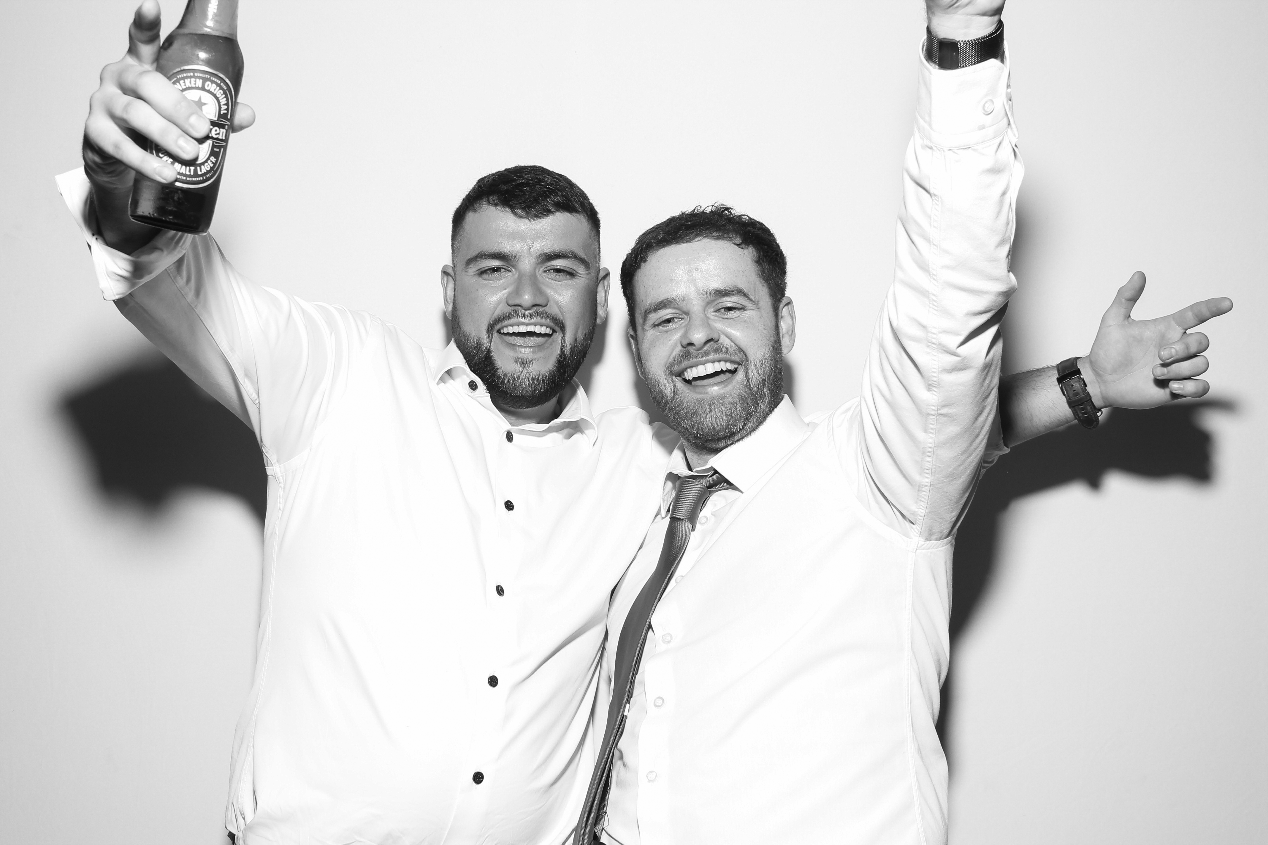 Sarah & James | View more photos from the event at gallery.snapmagic.ie/u/SnapMagic/Sarah-James