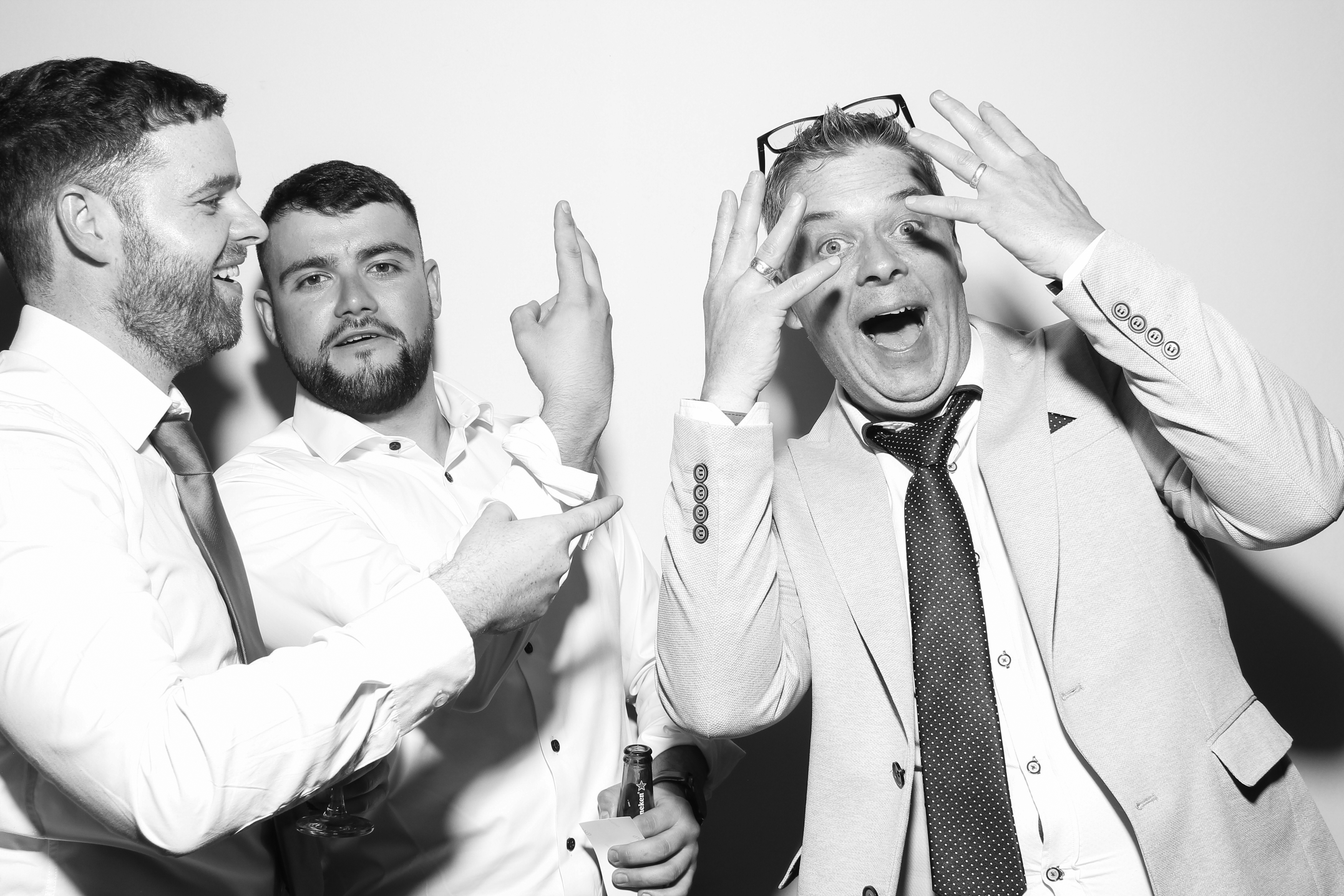 Sarah & James | View more photos from the event at gallery.snapmagic.ie/u/SnapMagic/Sarah-James