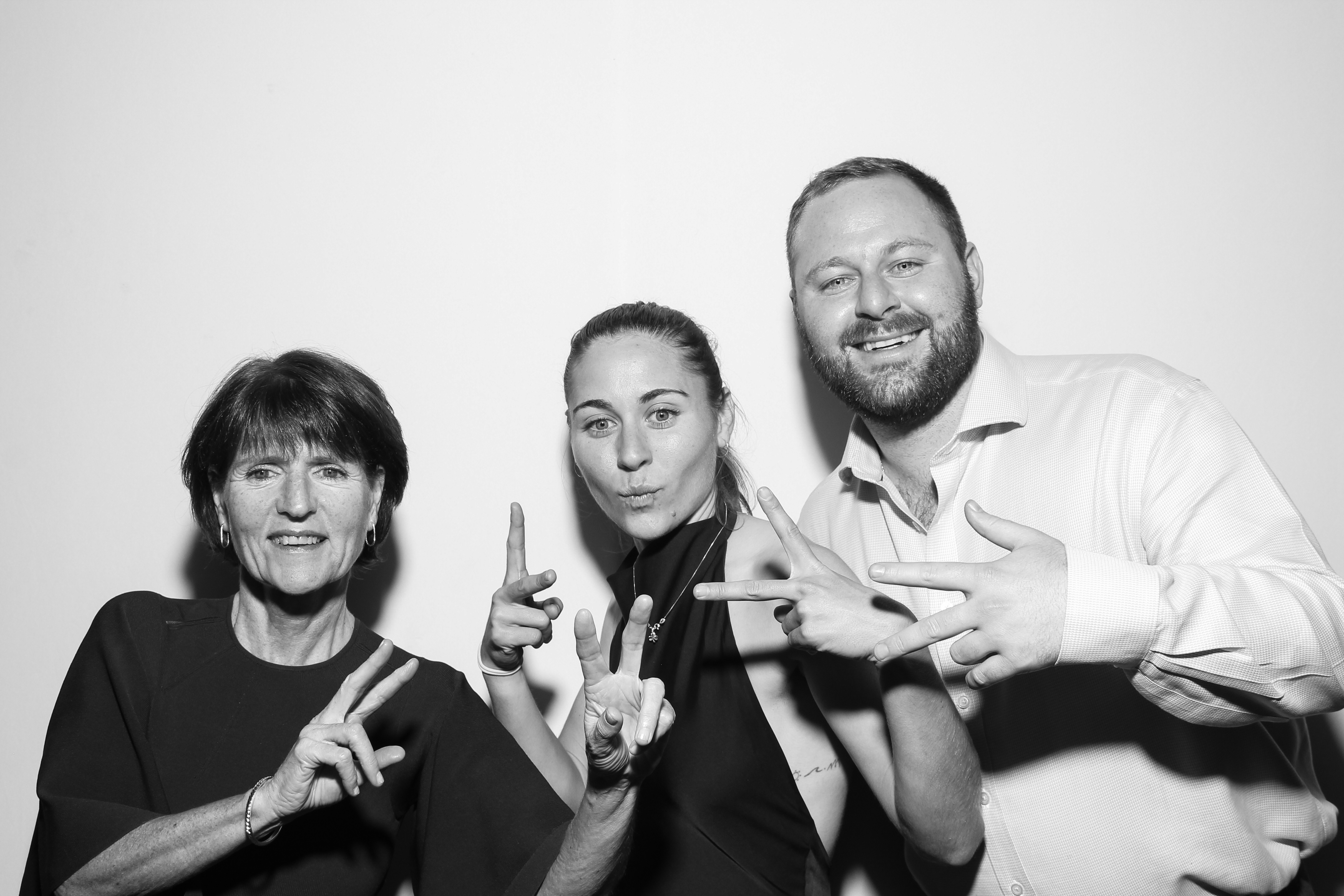 Sarah & James | View more photos from the event at gallery.snapmagic.ie/u/SnapMagic/Sarah-James