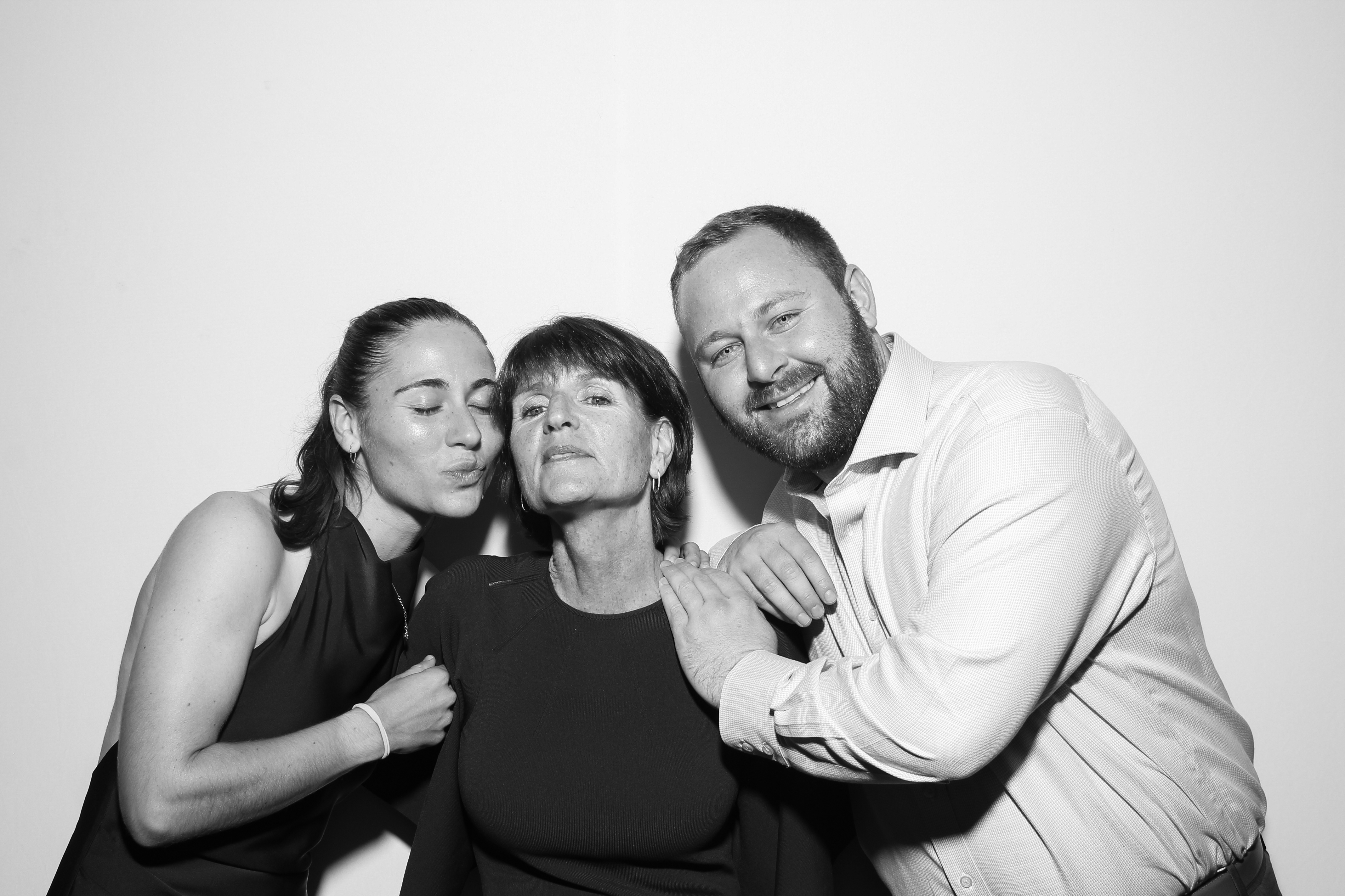 Sarah & James | View more photos from the event at gallery.snapmagic.ie/u/SnapMagic/Sarah-James