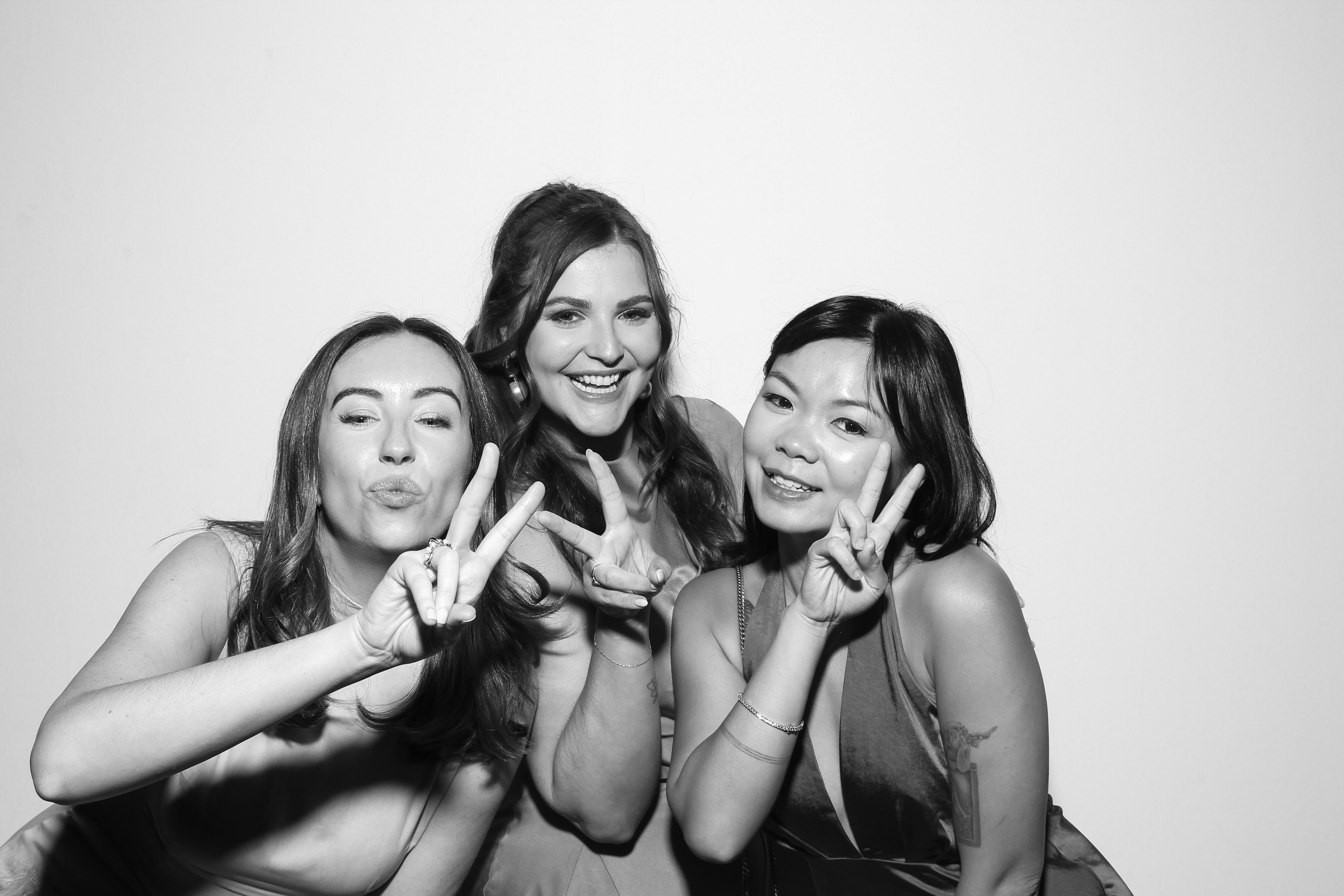 Sarah & James | View more photos from the event at gallery.snapmagic.ie/u/SnapMagic/Sarah-James