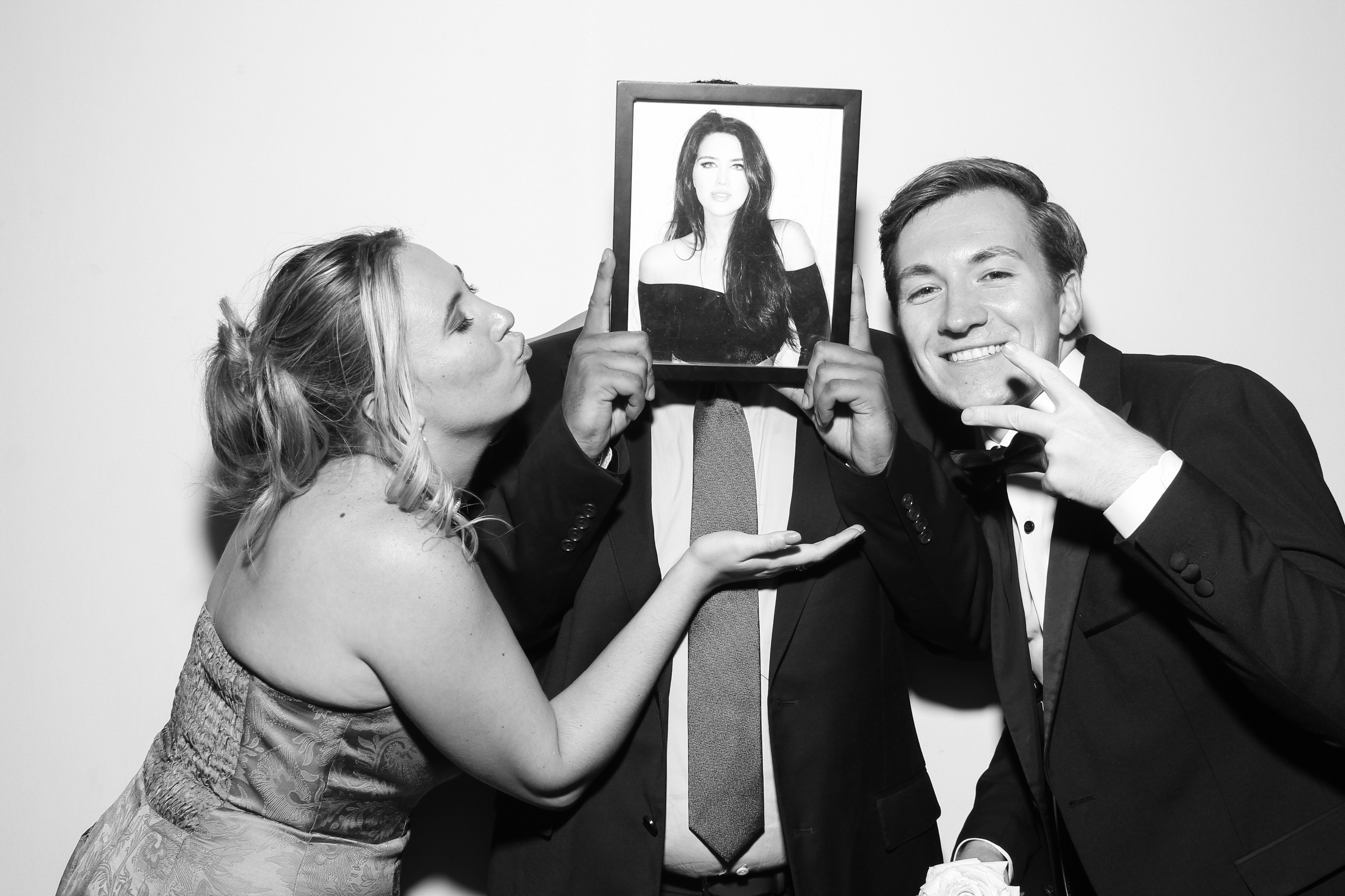 Sarah & James | View more photos from the event at gallery.snapmagic.ie/u/SnapMagic/Sarah-James