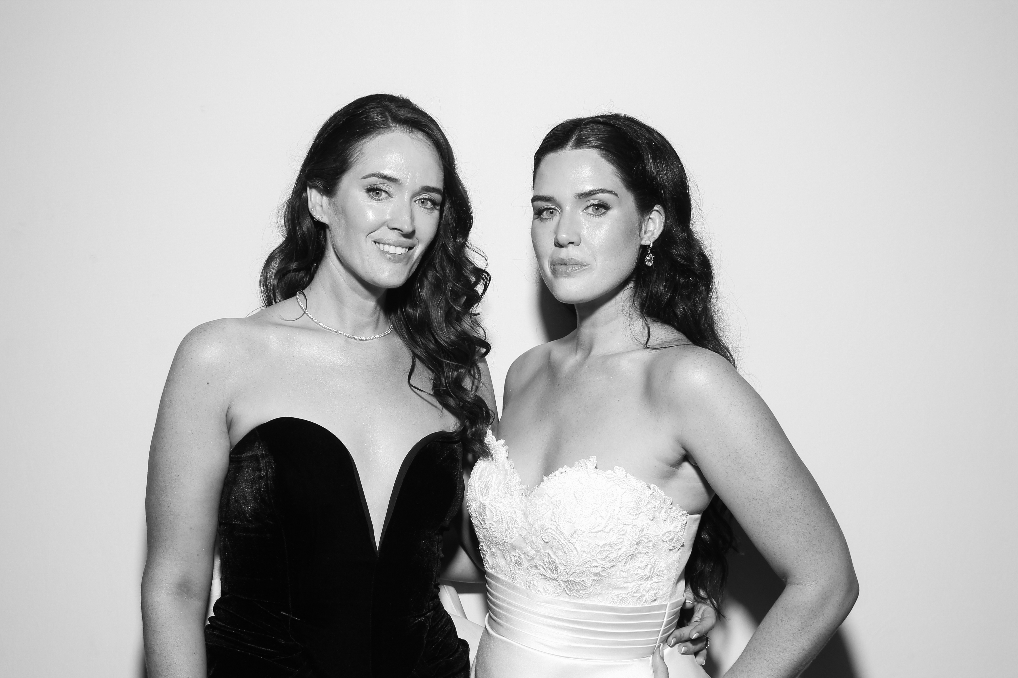 Sarah & James | View more photos from the event at gallery.snapmagic.ie/u/SnapMagic/Sarah-James