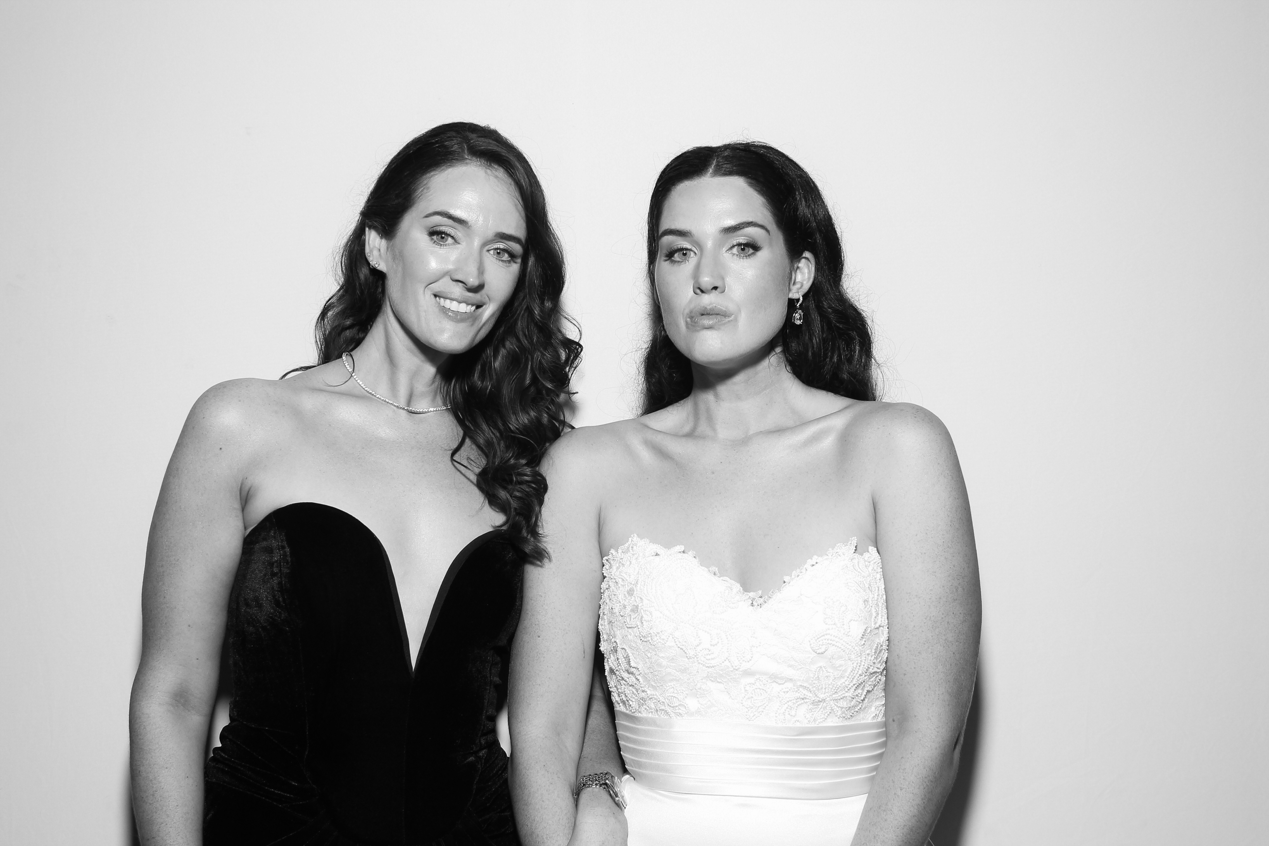 Sarah & James | View more photos from the event at gallery.snapmagic.ie/u/SnapMagic/Sarah-James