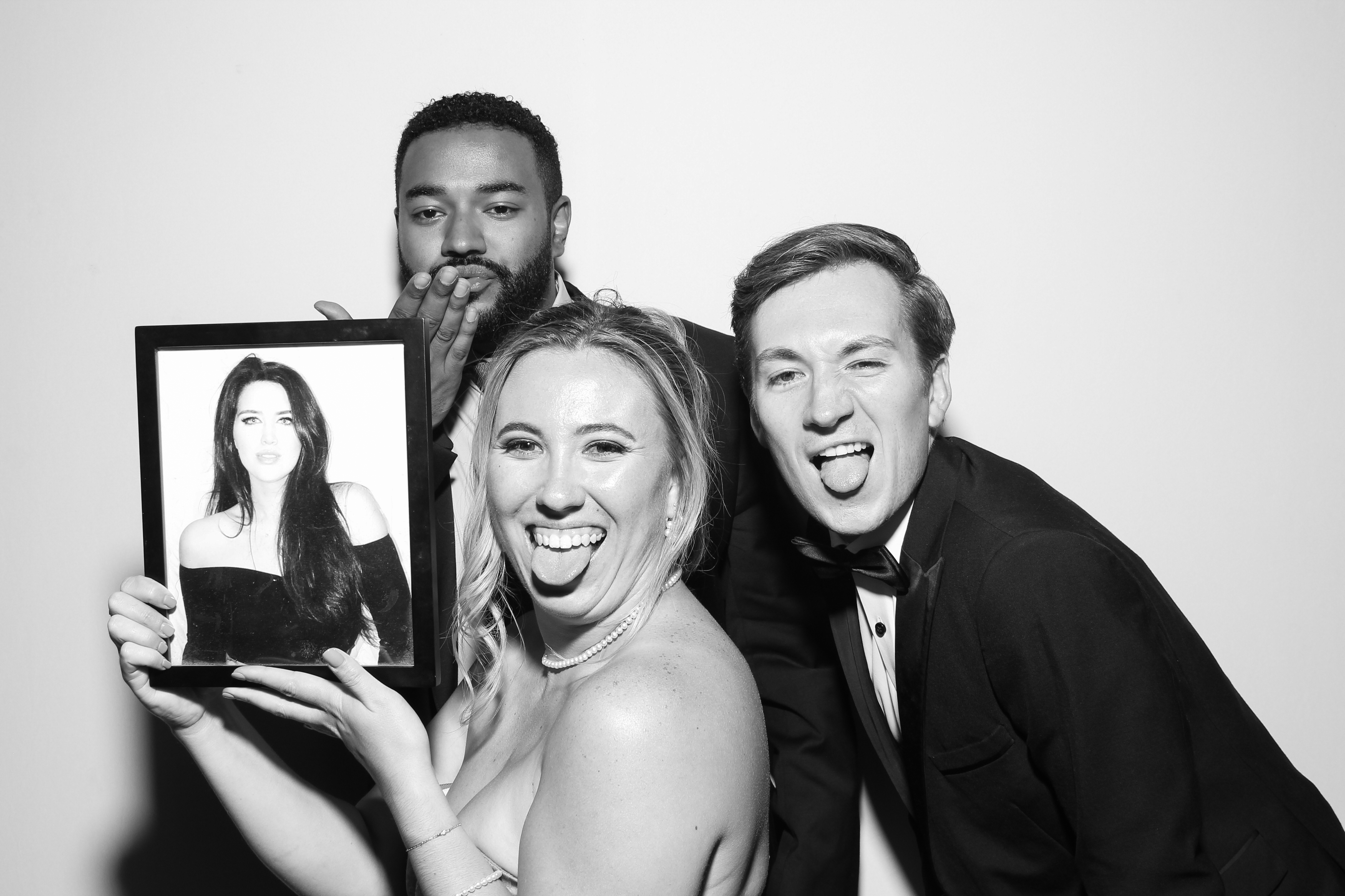 Sarah & James | View more photos from the event at gallery.snapmagic.ie/u/SnapMagic/Sarah-James