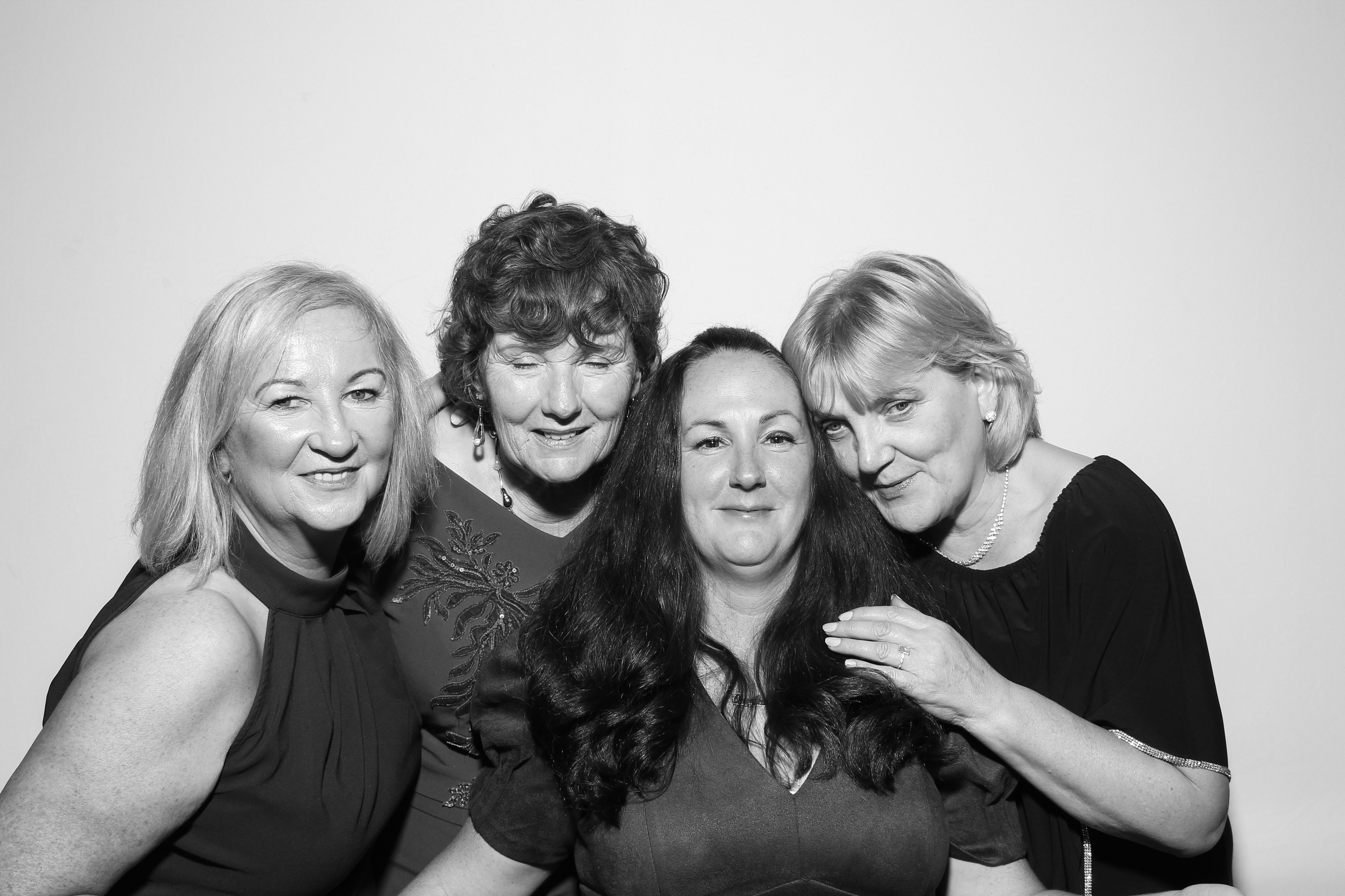 Sarah & James | View more photos from the event at gallery.snapmagic.ie/u/SnapMagic/Sarah-James