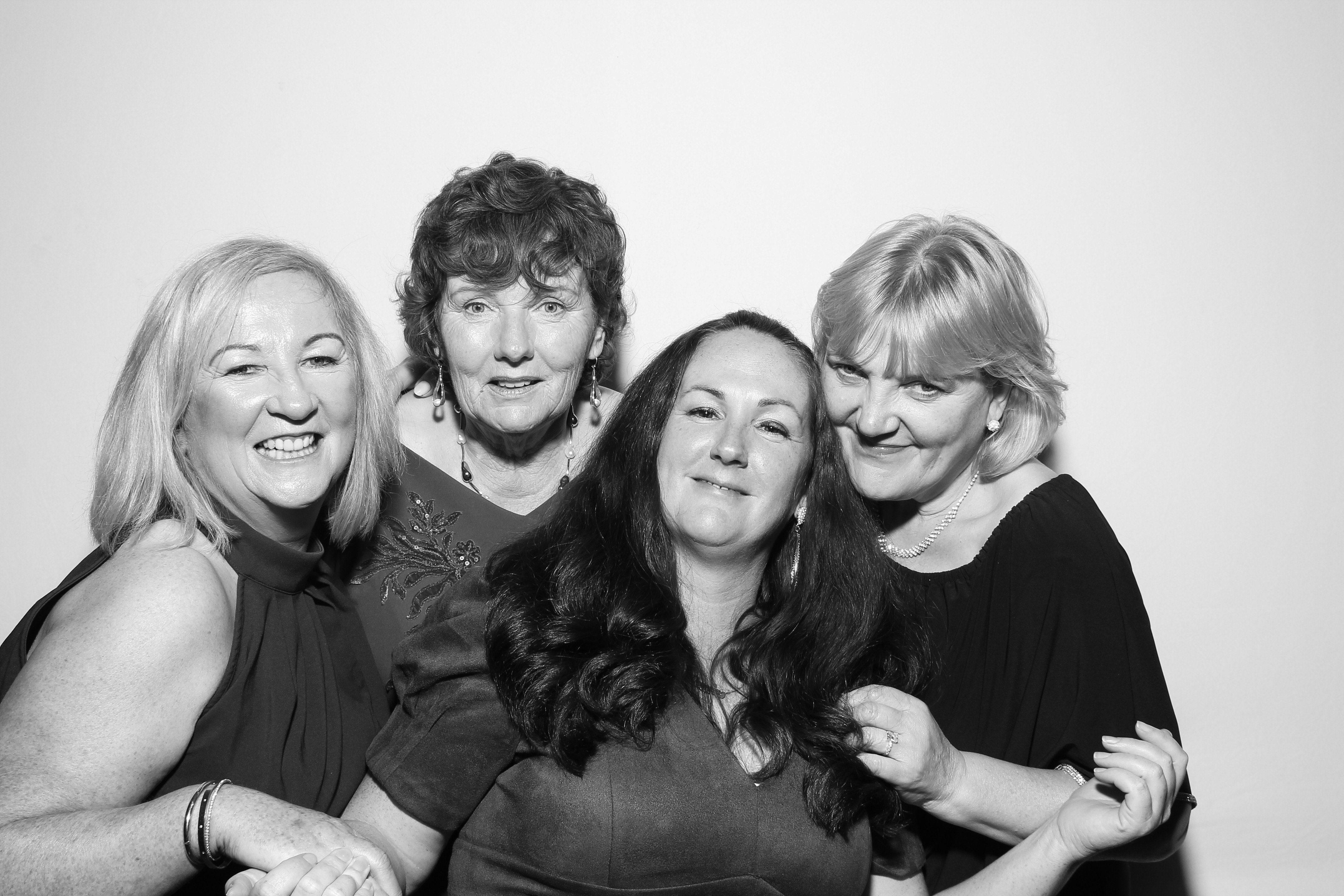 Sarah & James | View more photos from the event at gallery.snapmagic.ie/u/SnapMagic/Sarah-James