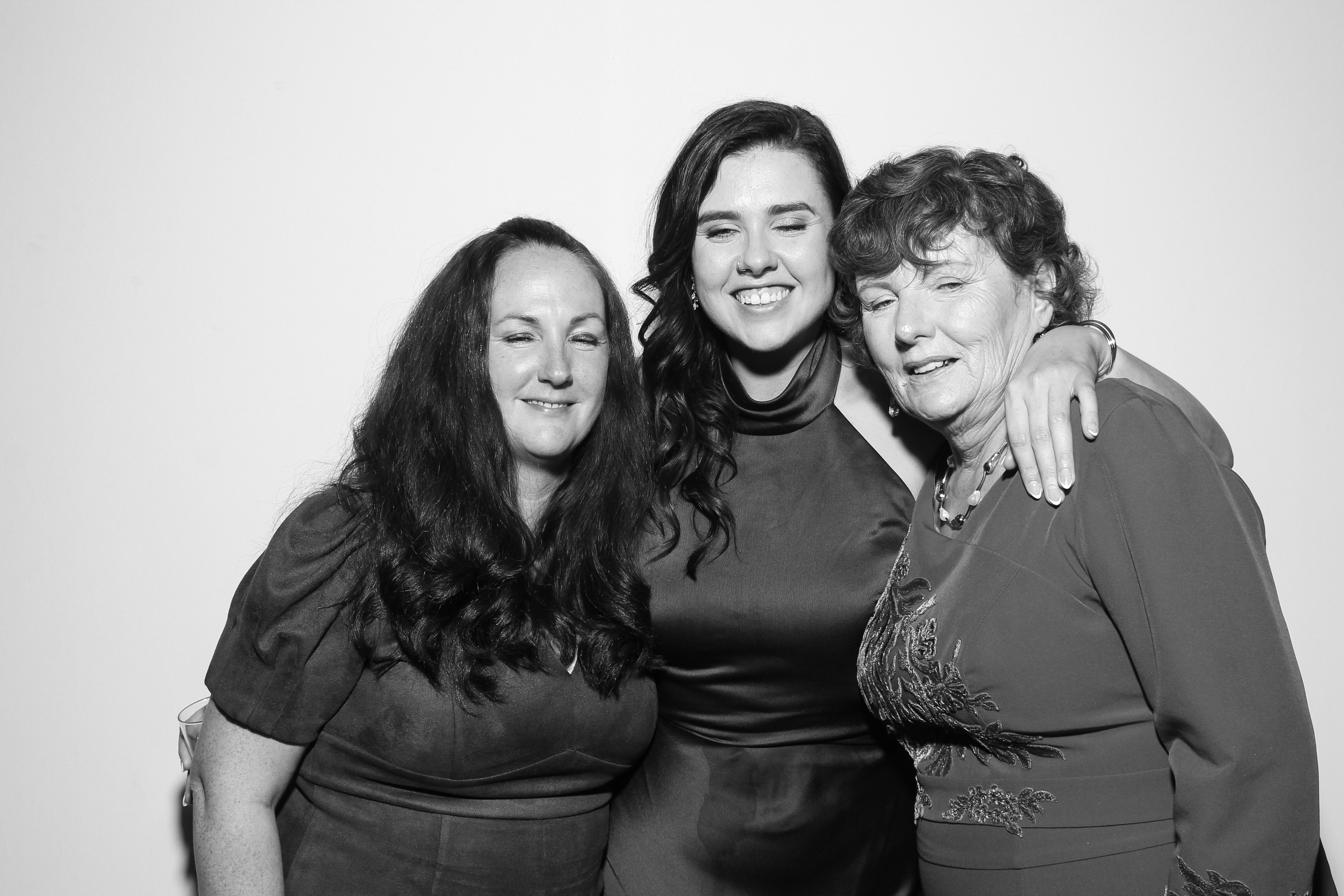 Sarah & James | View more photos from the event at gallery.snapmagic.ie/u/SnapMagic/Sarah-James