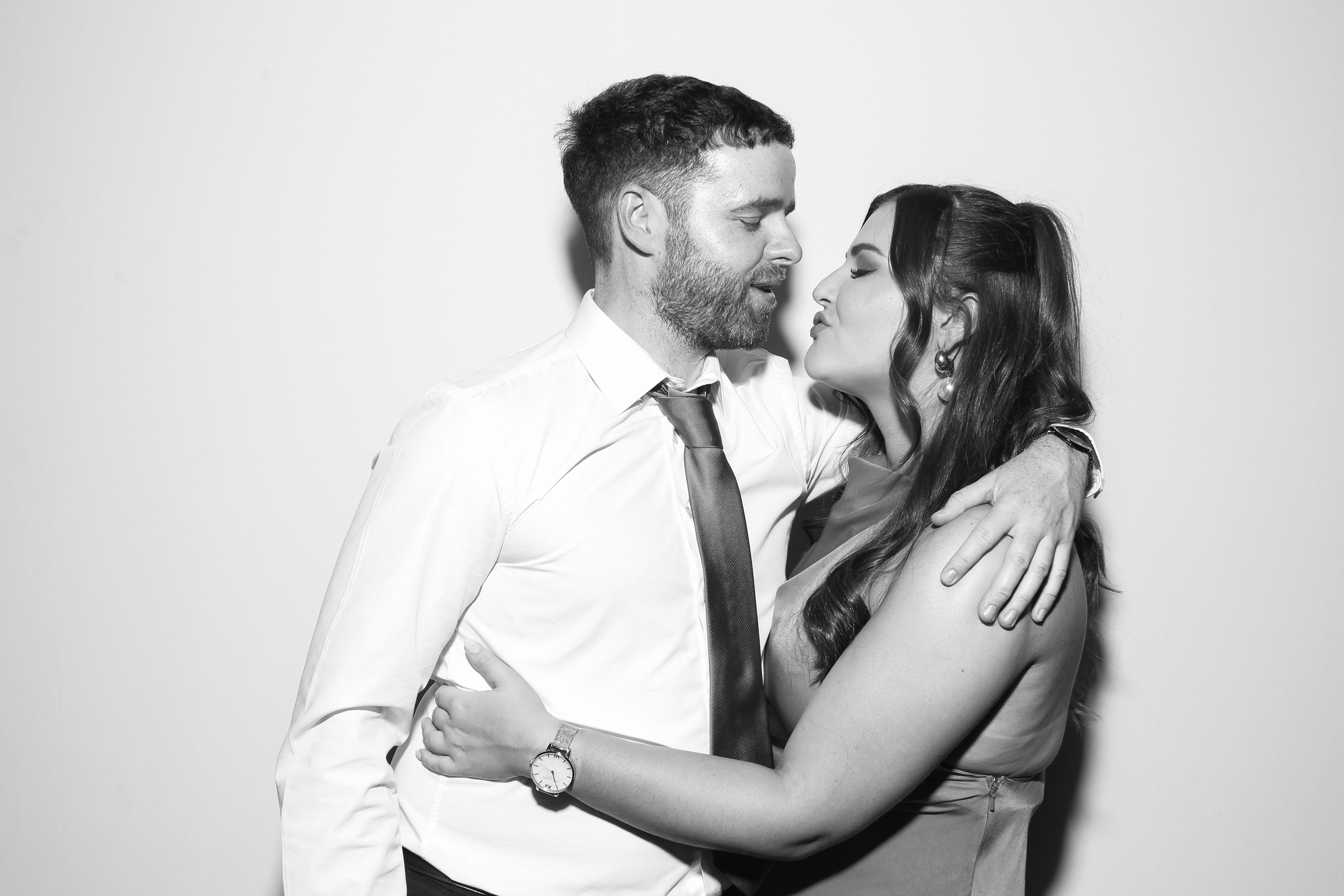 Sarah & James | View more photos from the event at gallery.snapmagic.ie/u/SnapMagic/Sarah-James