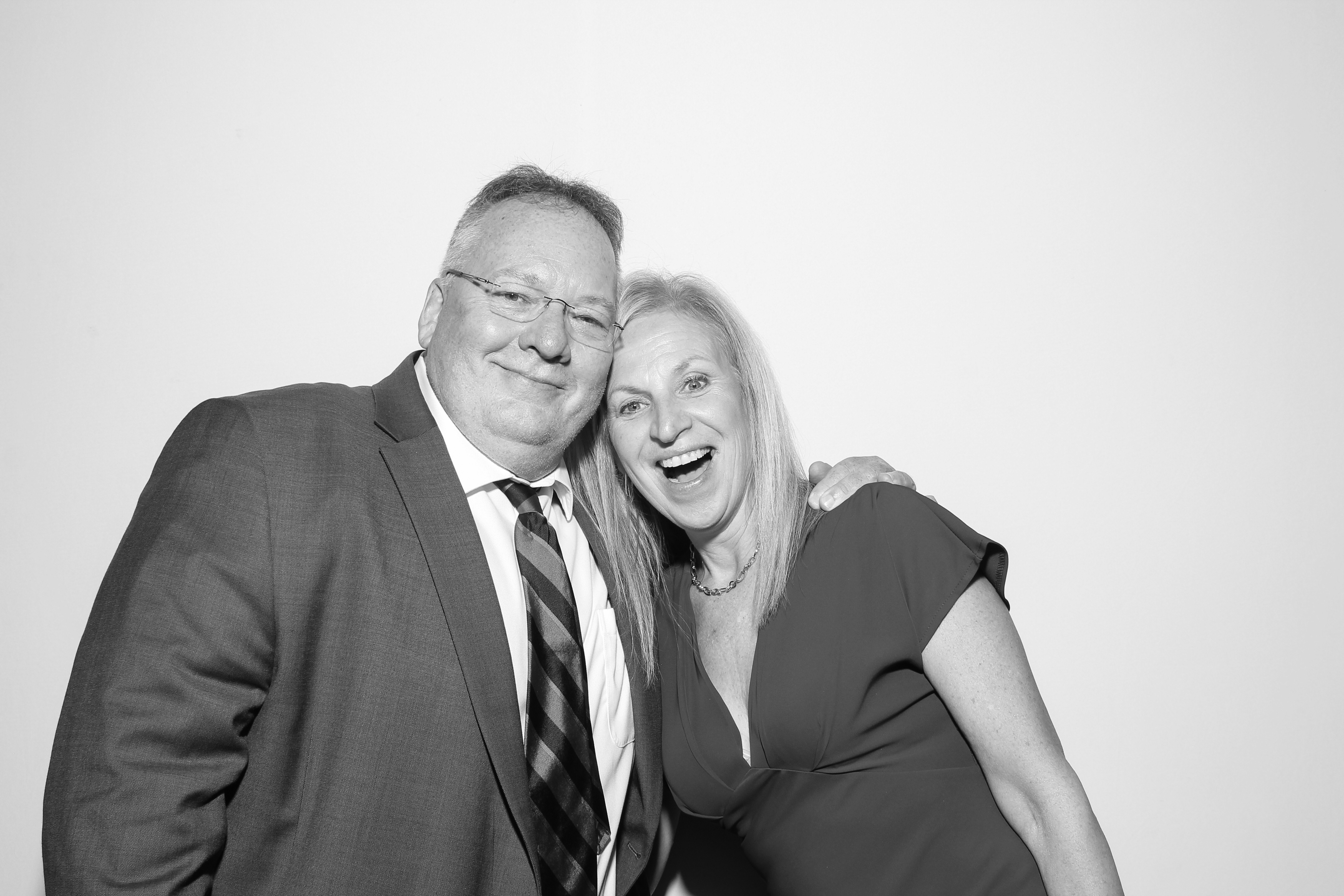 Sarah & James | View more photos from the event at gallery.snapmagic.ie/u/SnapMagic/Sarah-James