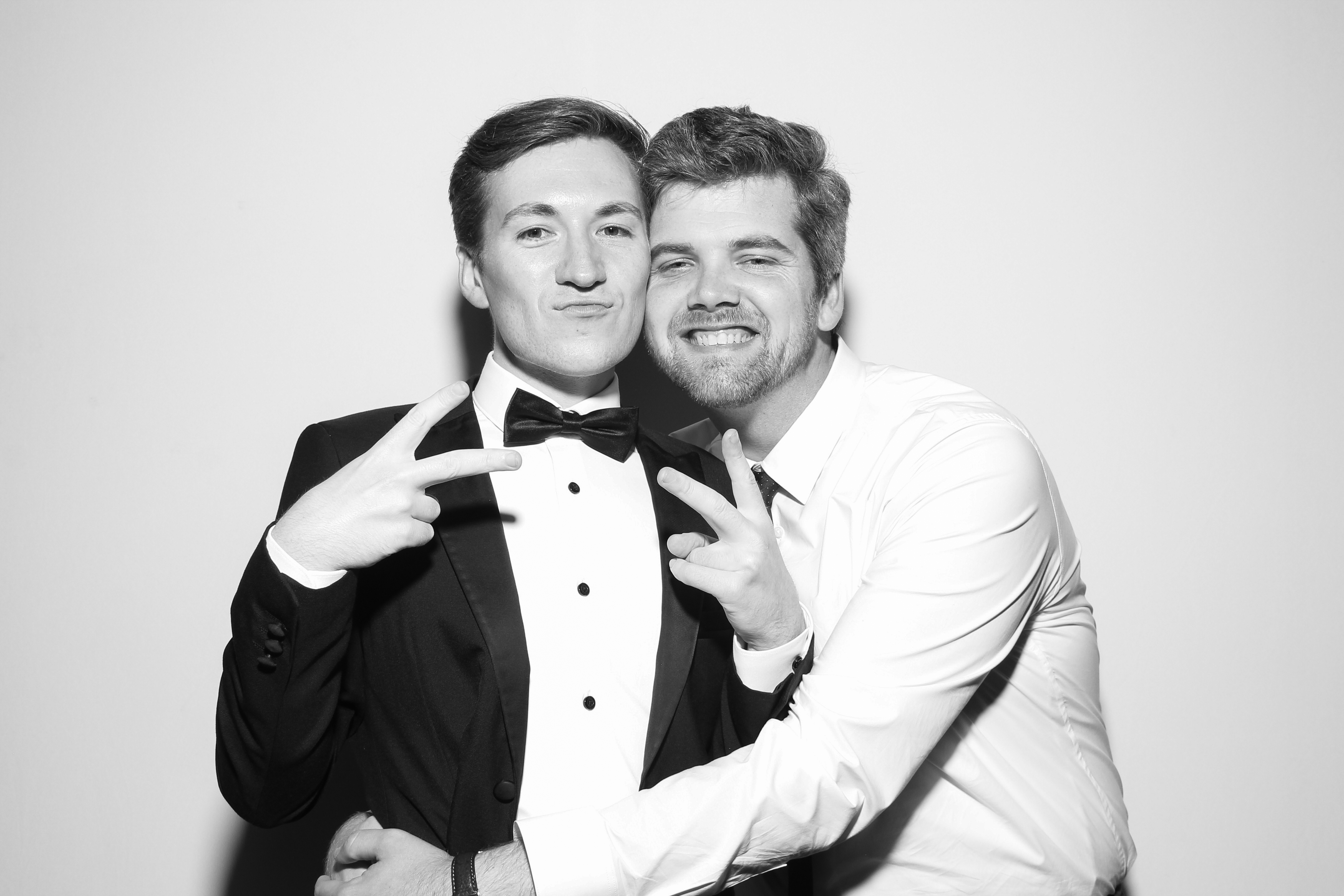 Sarah & James | View more photos from the event at gallery.snapmagic.ie/u/SnapMagic/Sarah-James