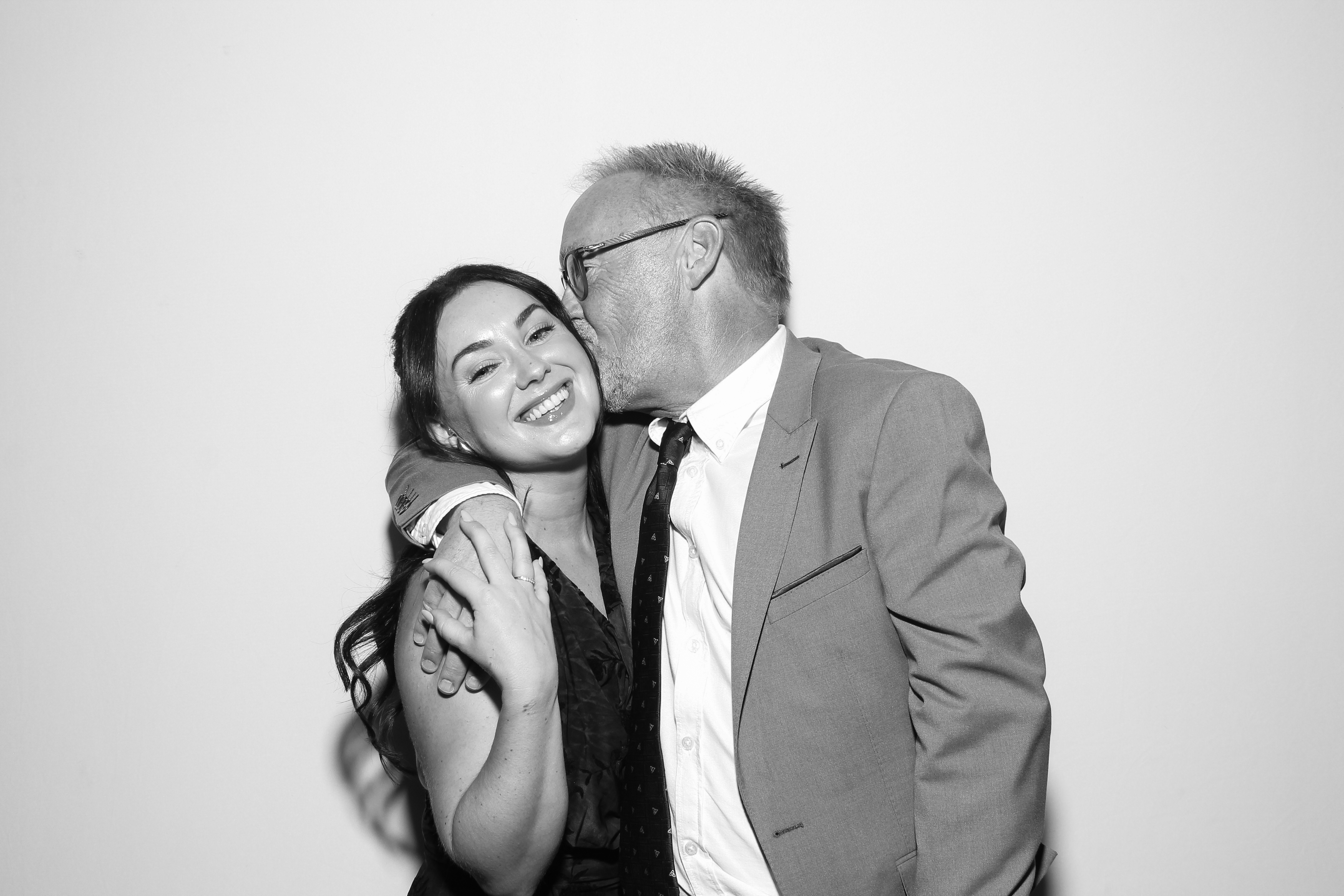 Sarah & James | View more photos from the event at gallery.snapmagic.ie/u/SnapMagic/Sarah-James