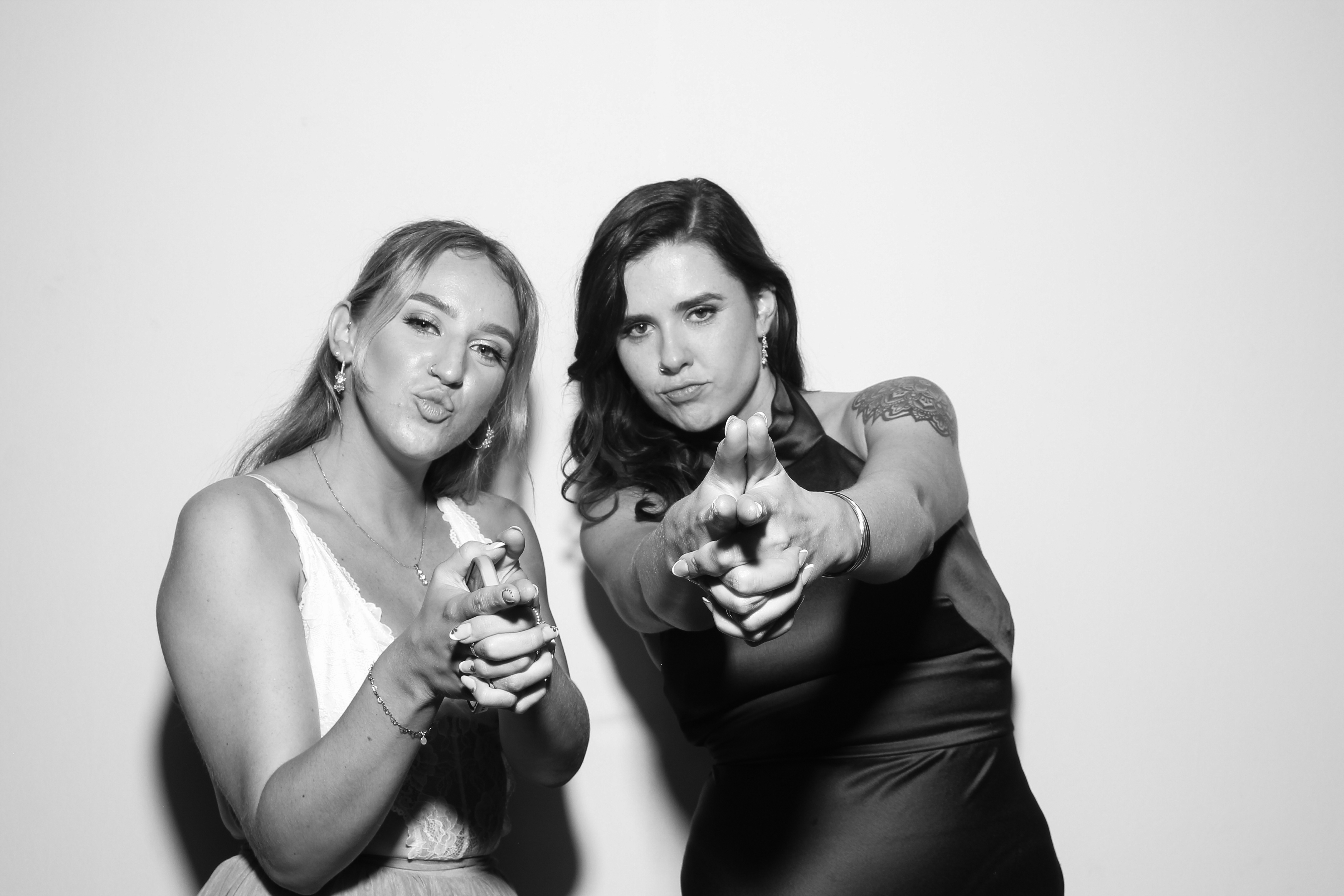 Sarah & James | View more photos from the event at gallery.snapmagic.ie/u/SnapMagic/Sarah-James