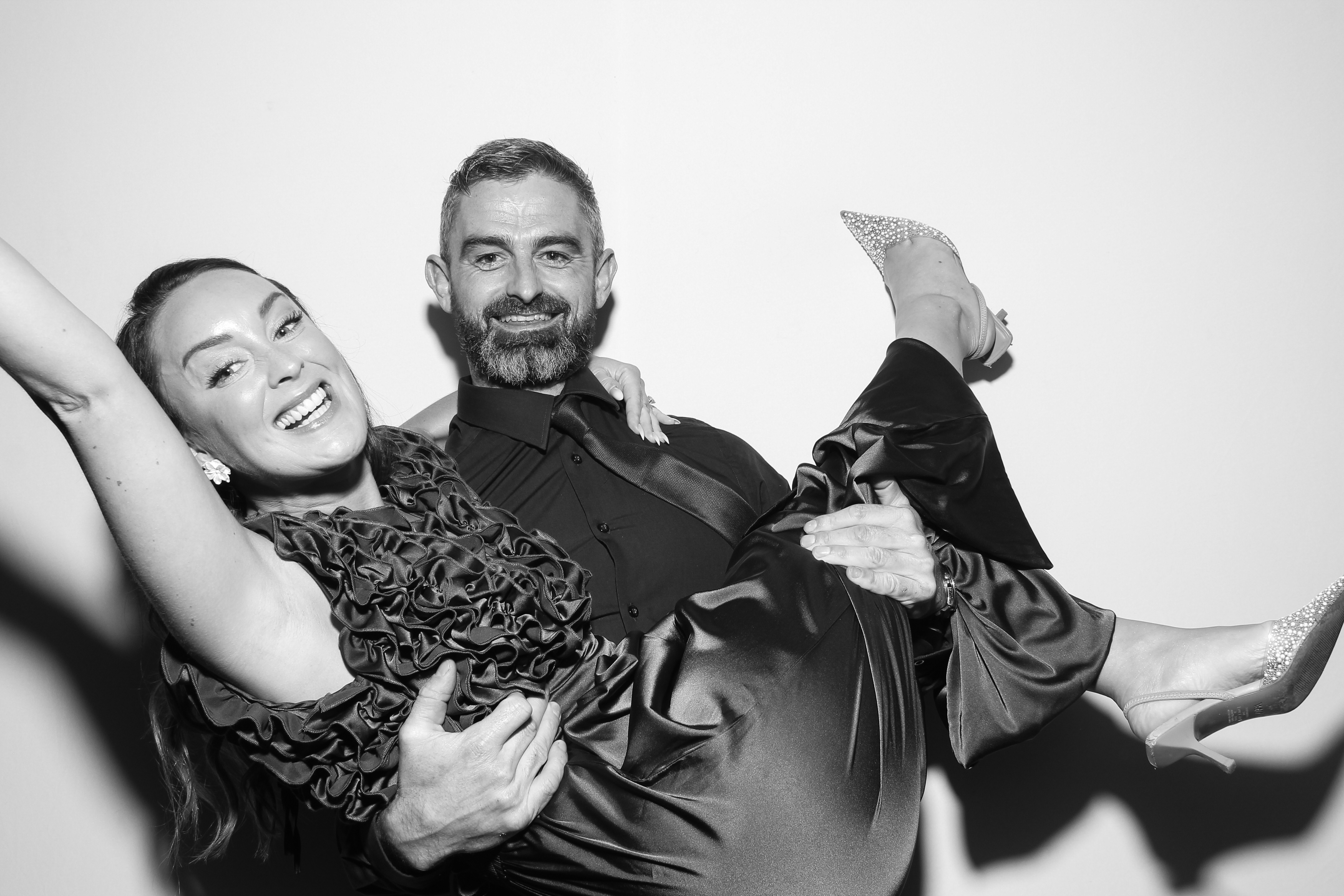 Sarah & James | View more photos from the event at gallery.snapmagic.ie/u/SnapMagic/Sarah-James