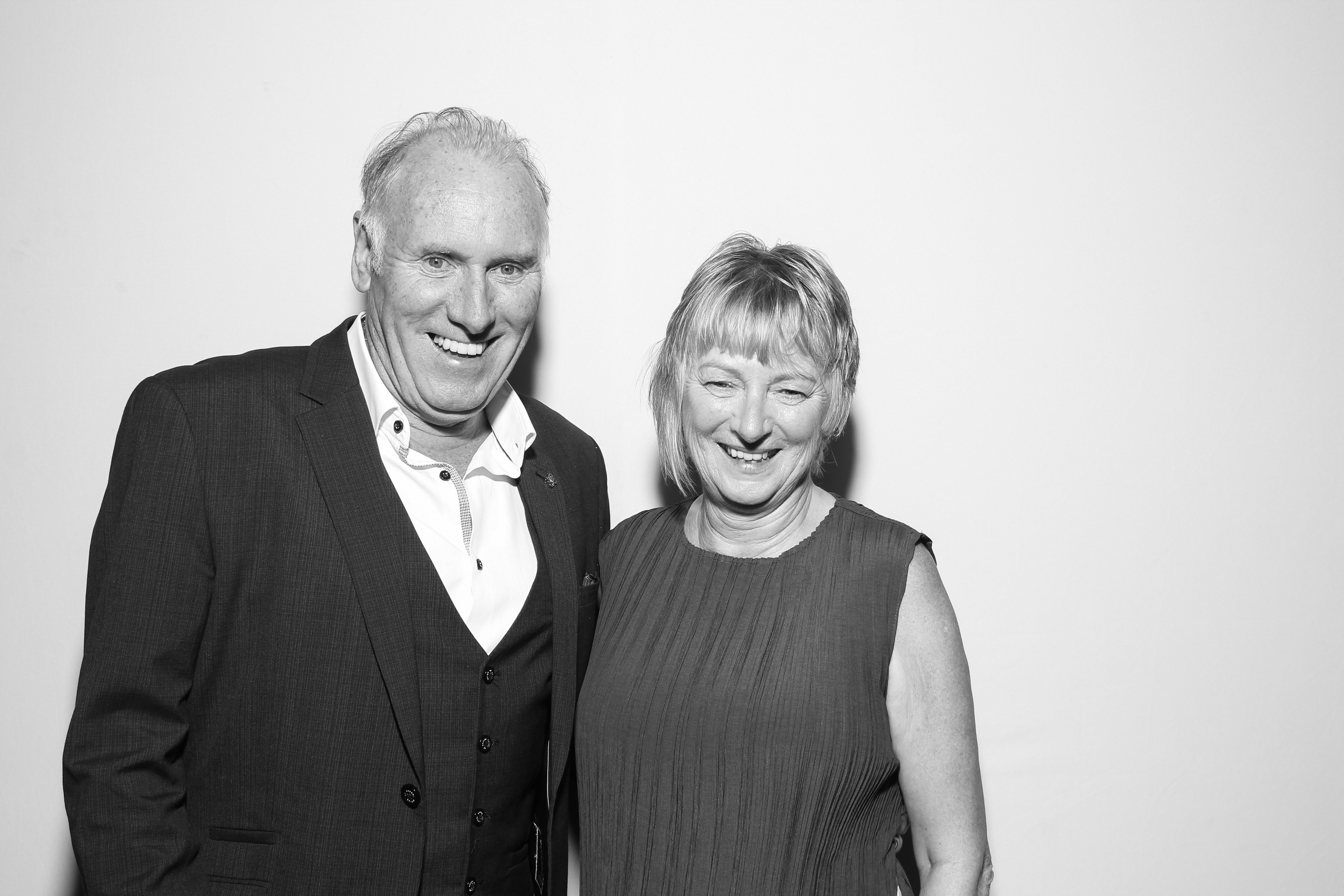 Sarah & James | View more photos from the event at gallery.snapmagic.ie/u/SnapMagic/Sarah-James