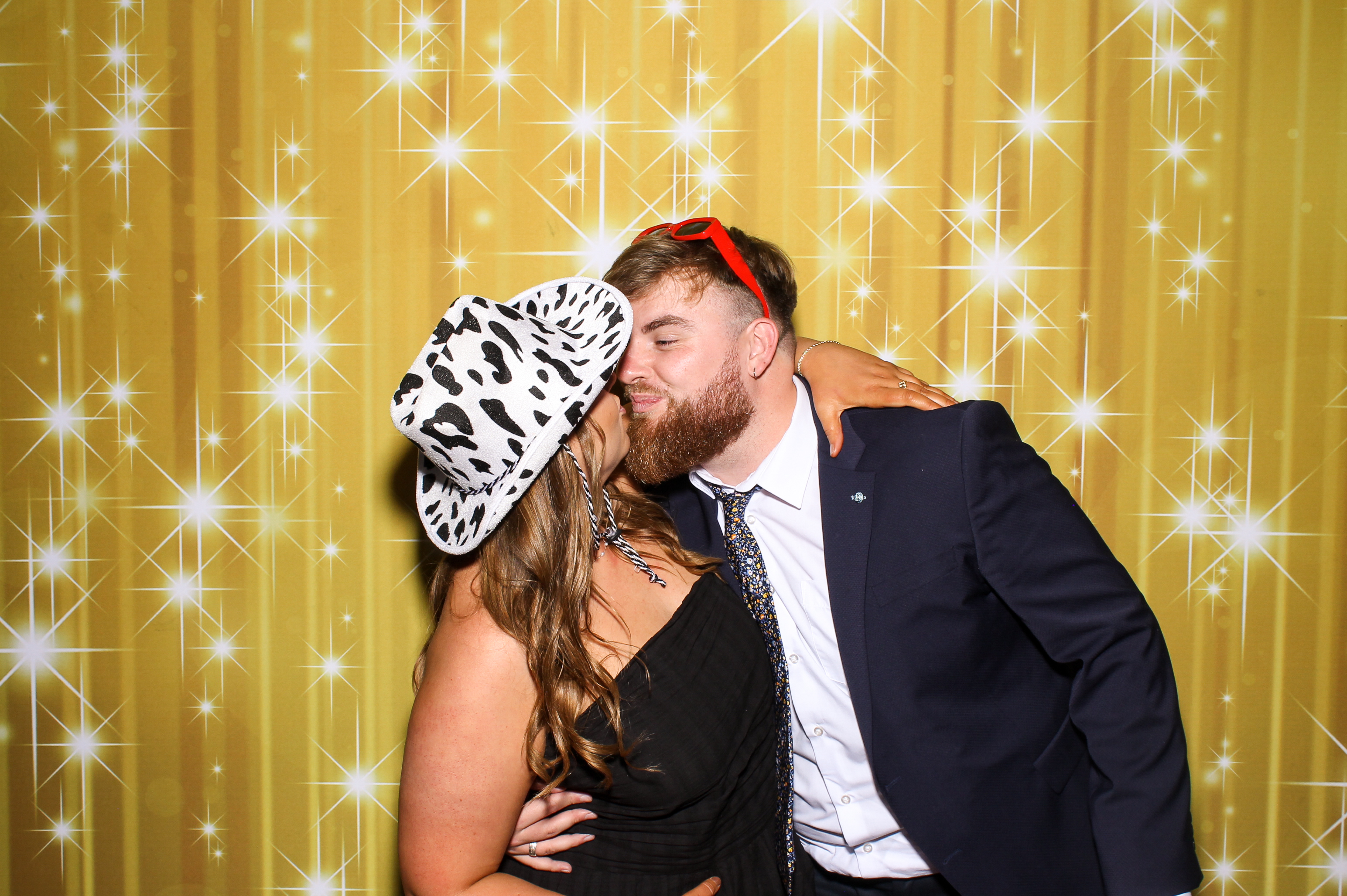 Sarah & Yann's Wedding | View more photos from the event at gallery.snapmagic.ie/u/SnapMagic/Sarah-Yanns-Wedding