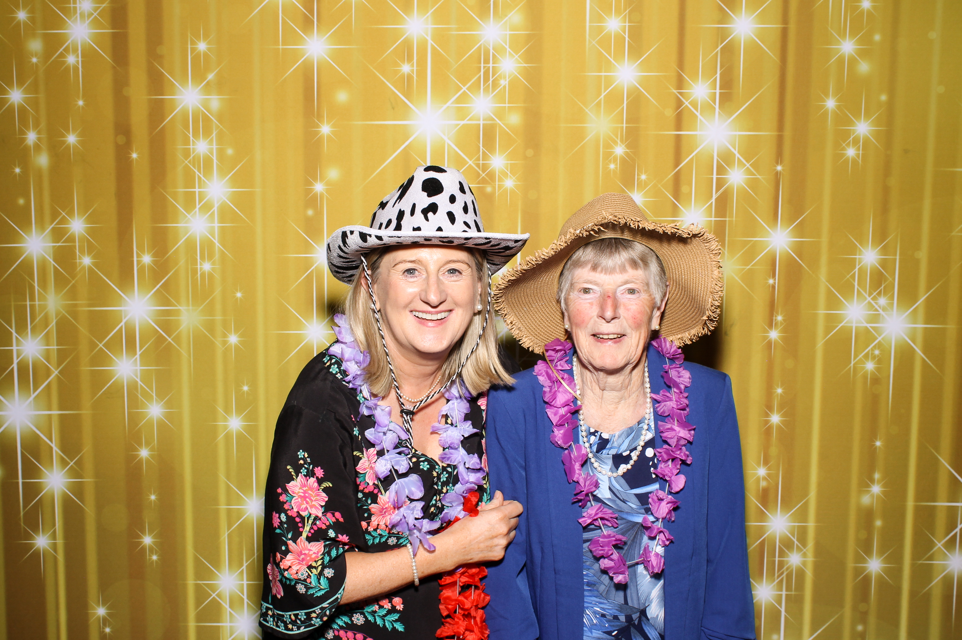 Sarah & Yann's Wedding | View more photos from the event at gallery.snapmagic.ie/u/SnapMagic/Sarah-Yanns-Wedding