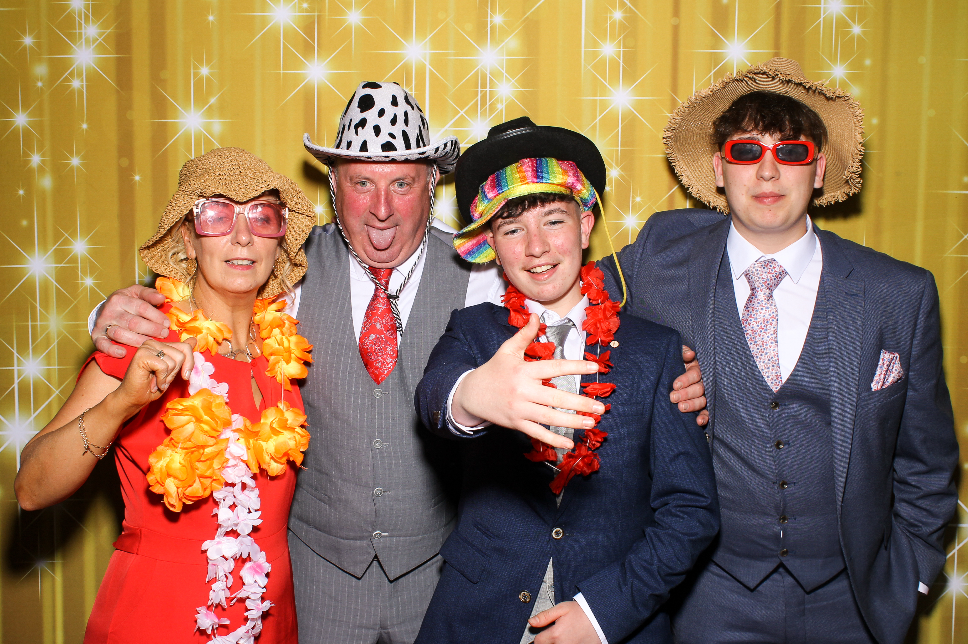 Sarah & Yann's Wedding | View more photos from the event at gallery.snapmagic.ie/u/SnapMagic/Sarah-Yanns-Wedding