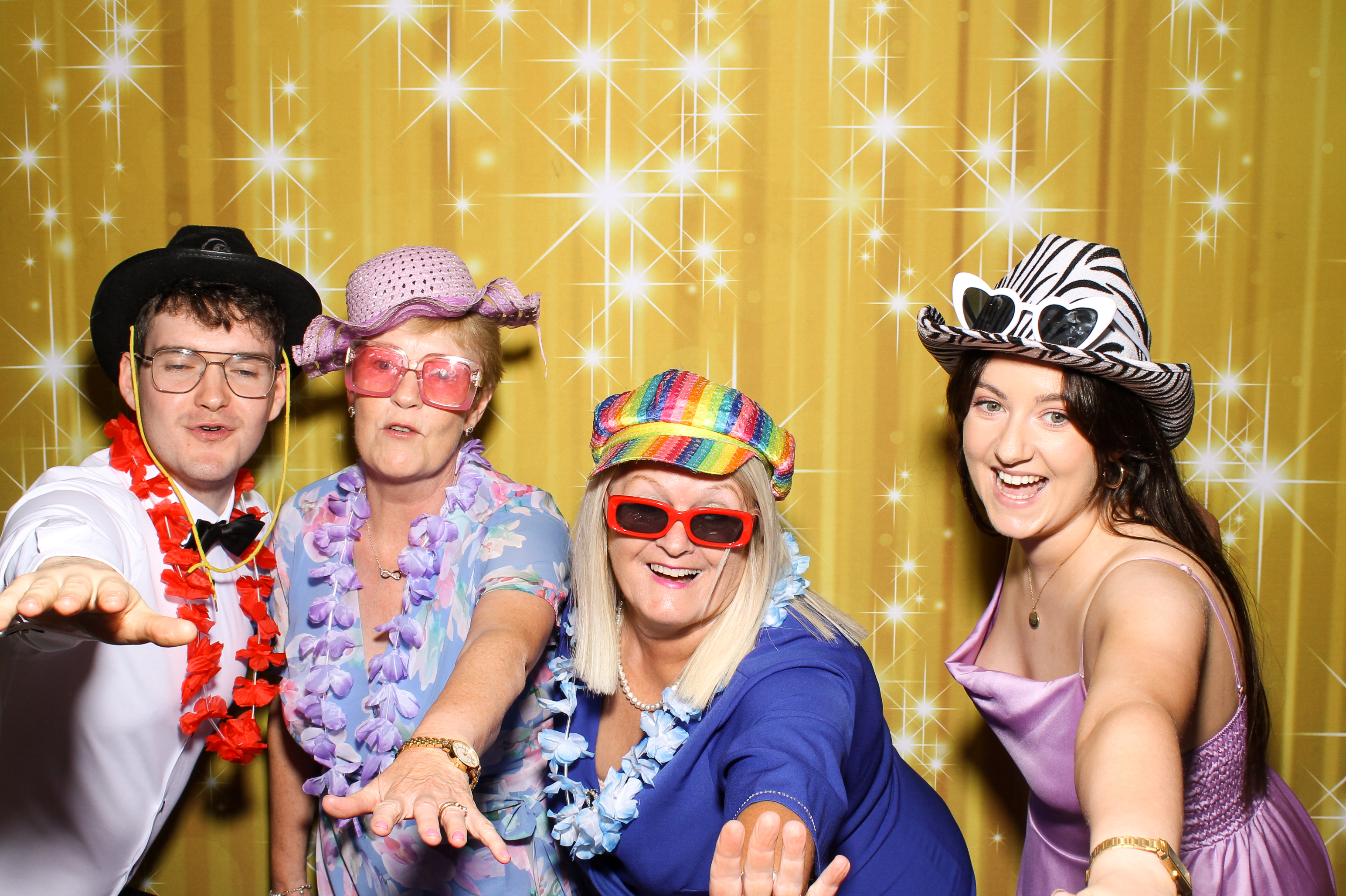 Sarah & Yann's Wedding | View more photos from the event at gallery.snapmagic.ie/u/SnapMagic/Sarah-Yanns-Wedding