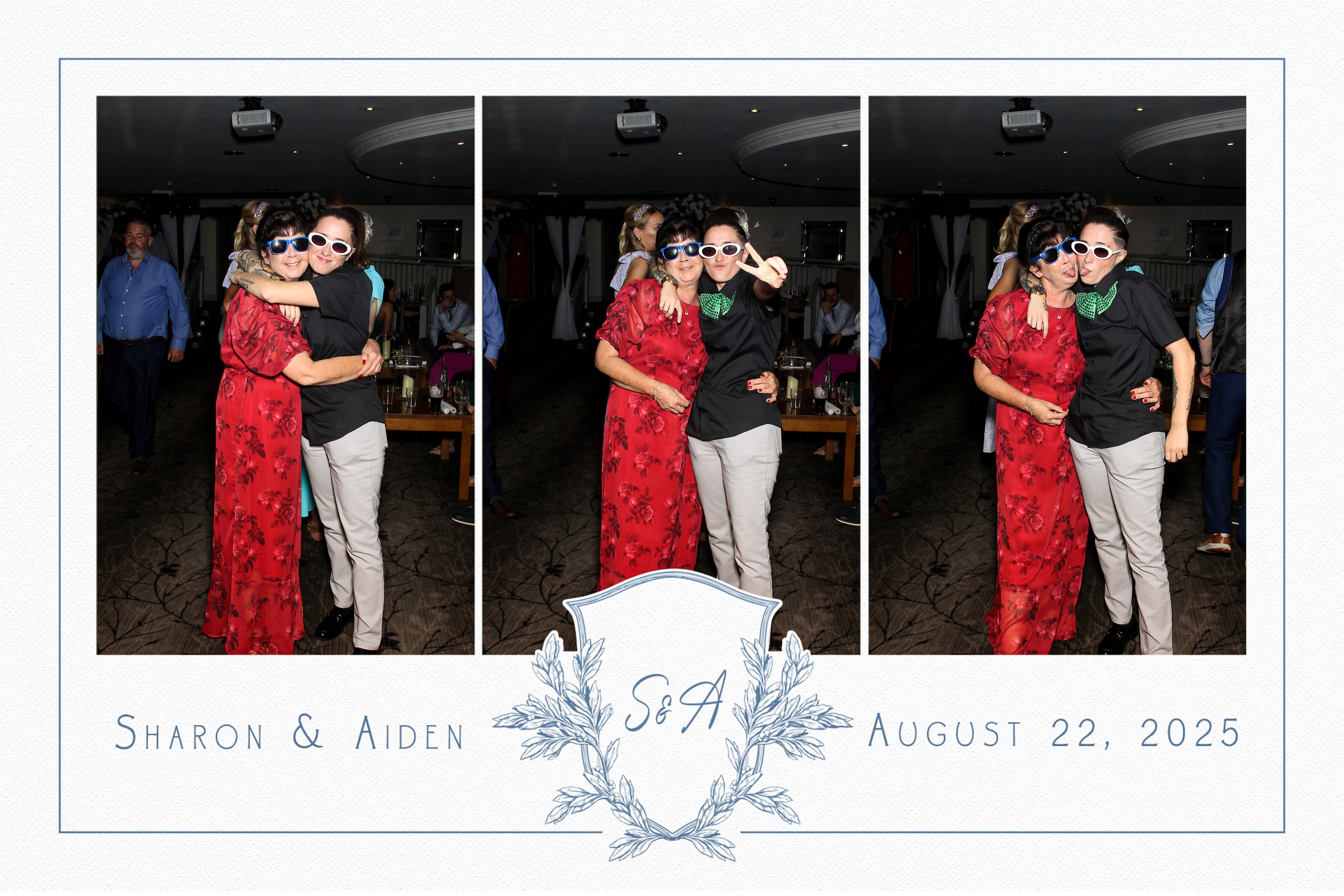 Sharon & Aiden | View more photos from the event at gallery.snapmagic.ie/u/SnapMagic/Sharon-Aiden