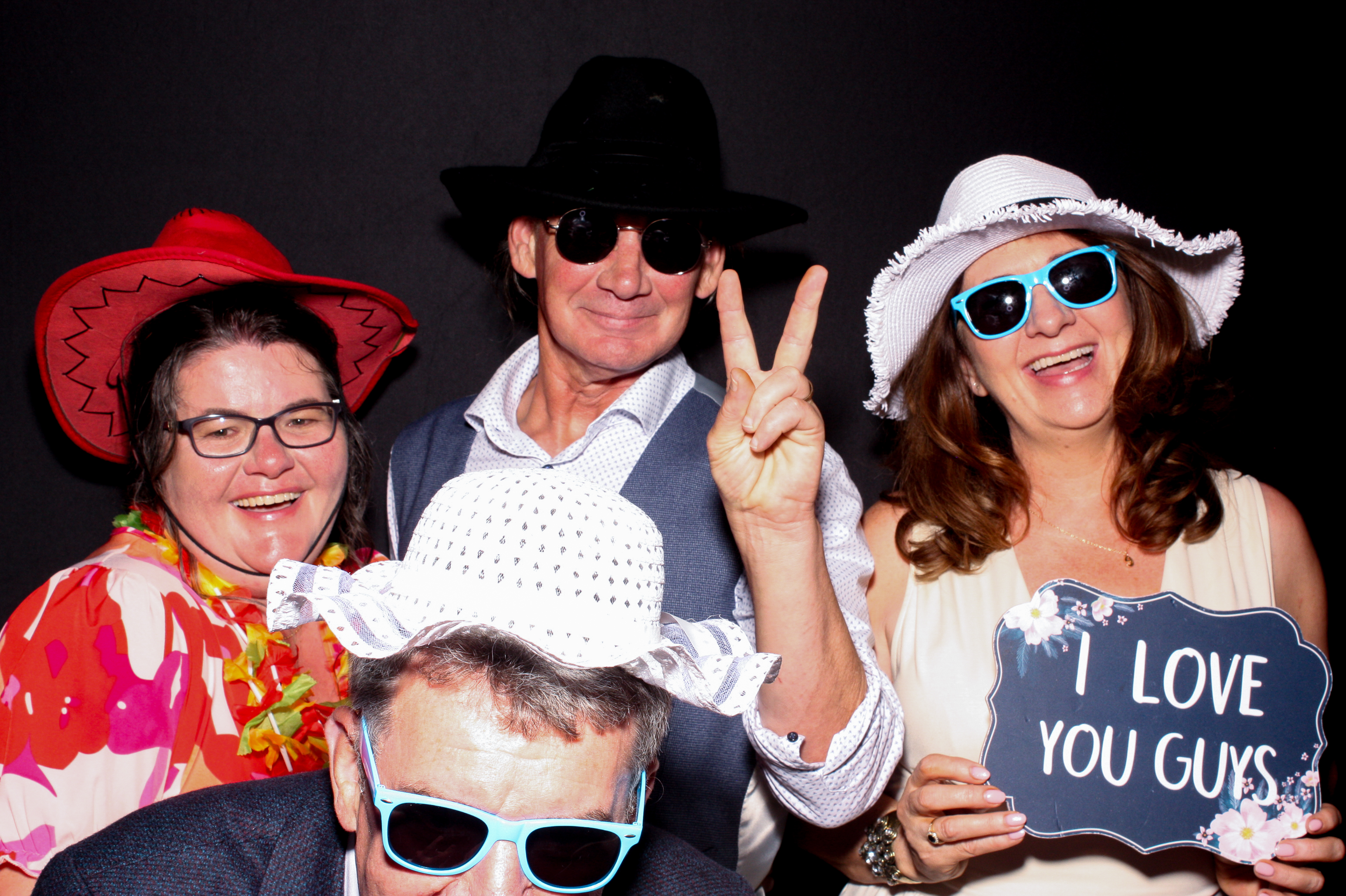 Sinead & Ryan | View more photos from the event at gallery.snapmagic.ie/u/SnapMagic/Sinead-Ryan