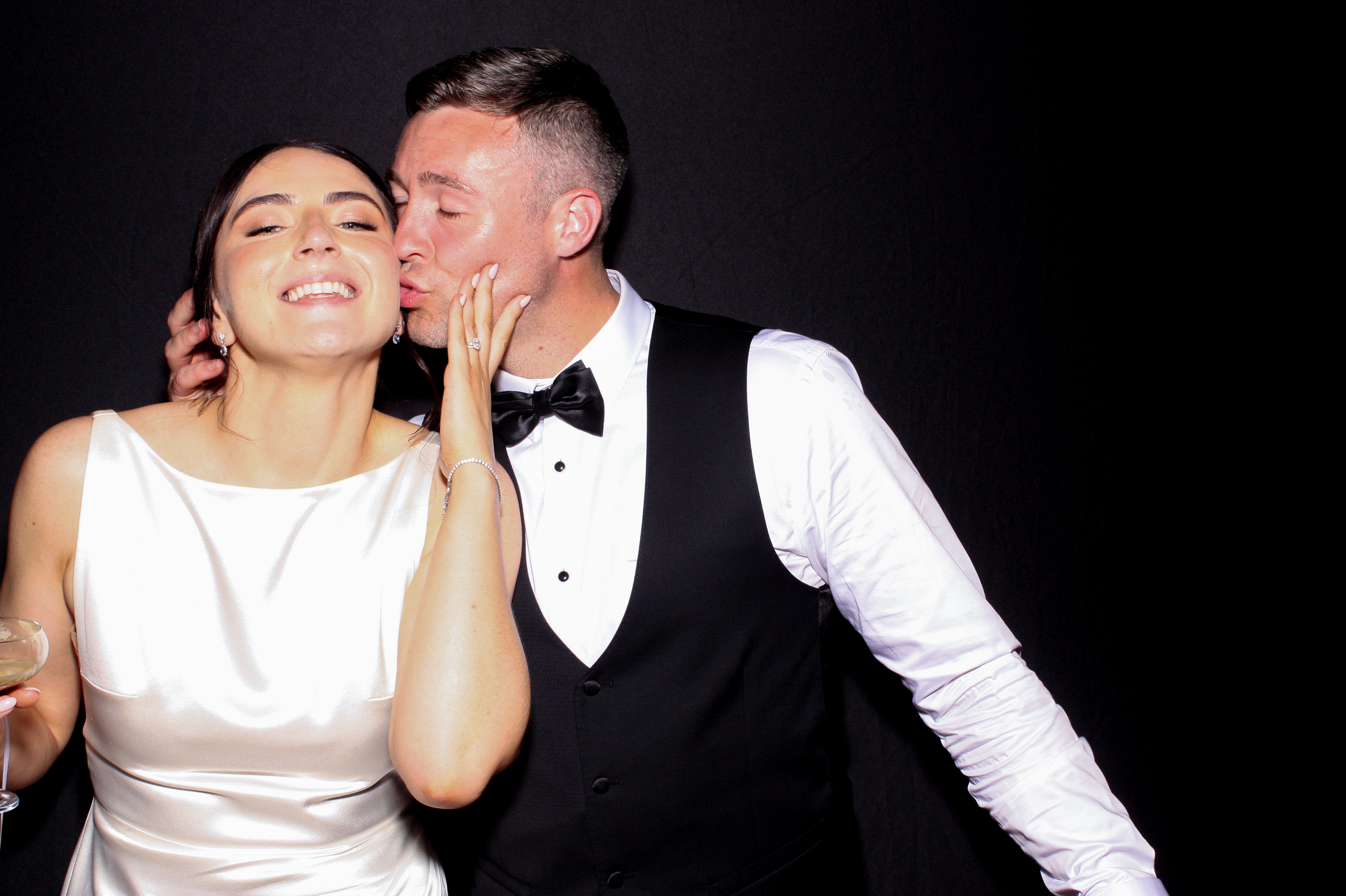 Sinead & Ryan | View more photos from the event at gallery.snapmagic.ie/u/SnapMagic/Sinead-Ryan