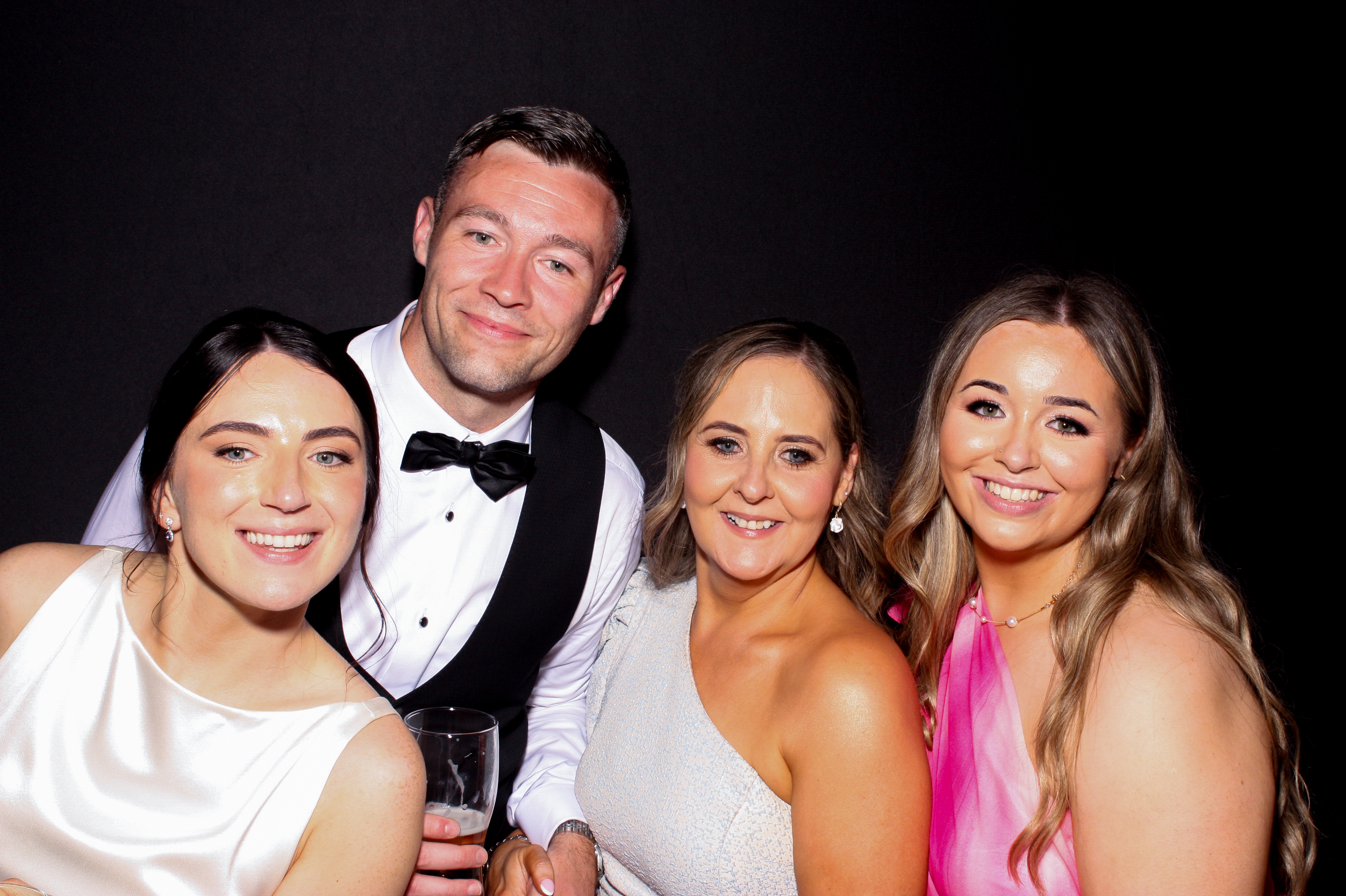 Sinead & Ryan | View more photos from the event at gallery.snapmagic.ie/u/SnapMagic/Sinead-Ryan