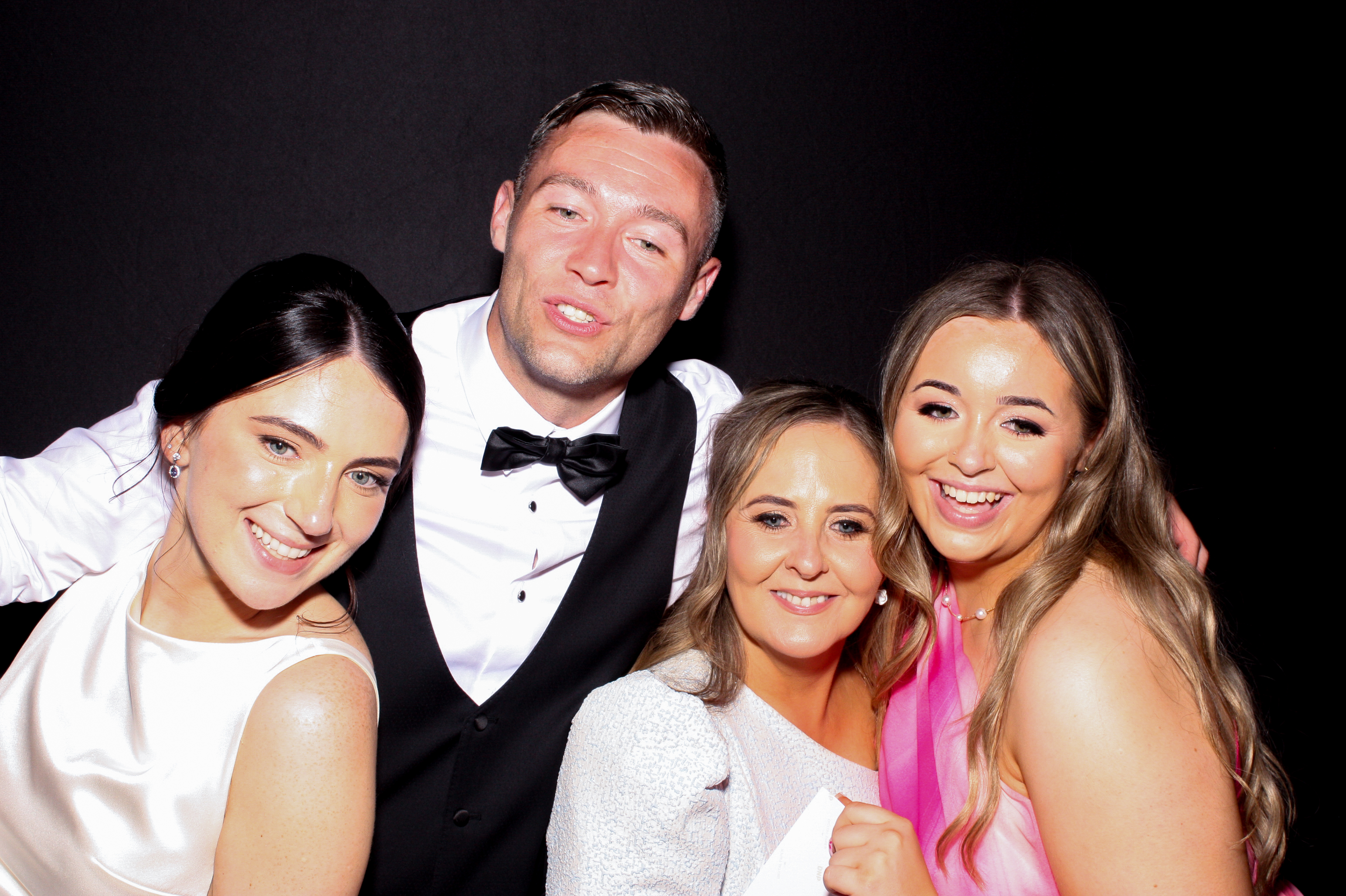 Sinead & Ryan | View more photos from the event at gallery.snapmagic.ie/u/SnapMagic/Sinead-Ryan